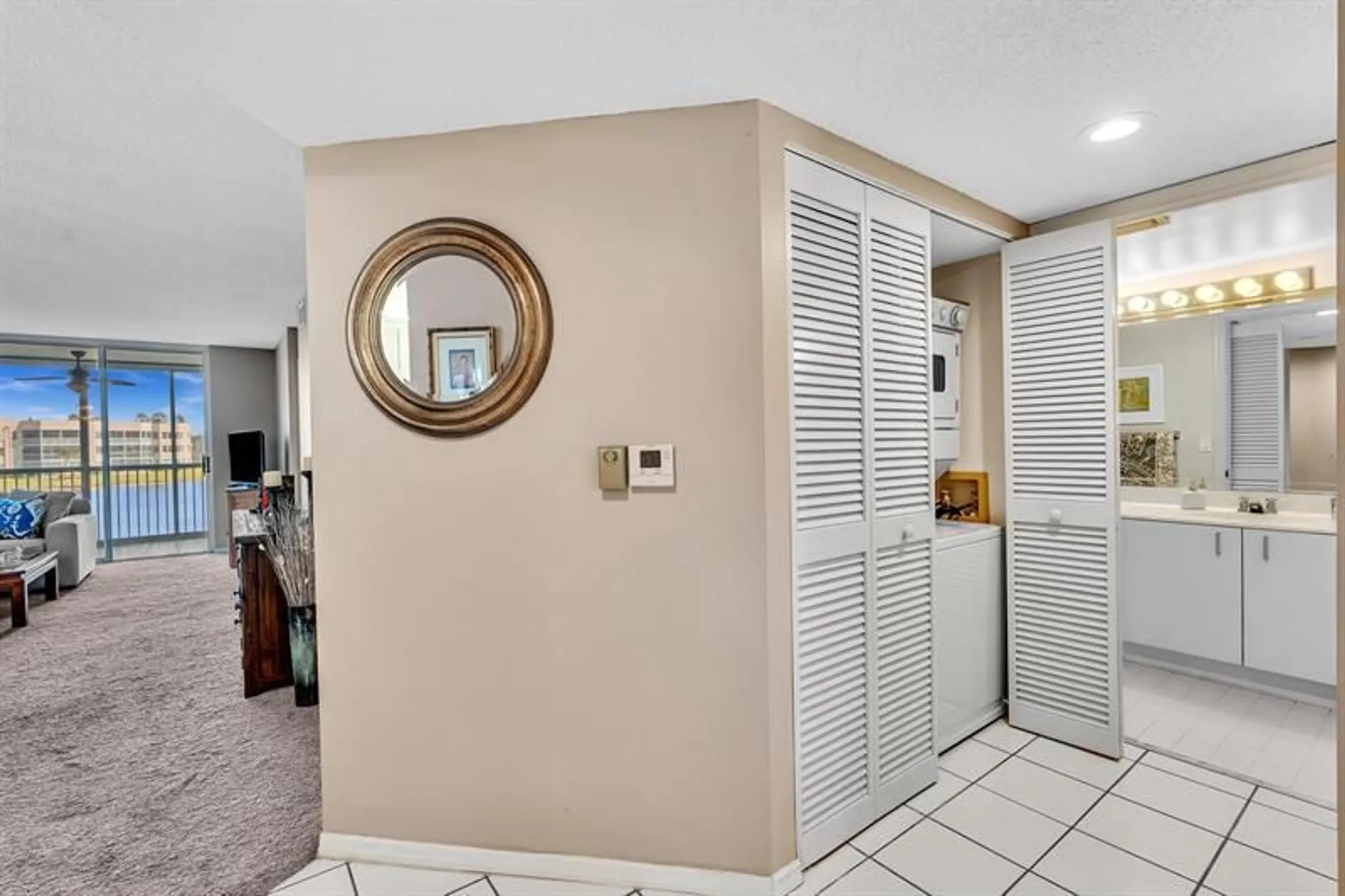 Property Slideshow image 31 of 71 | 7512 n devon dr 210, Tamarac, FL, 33321