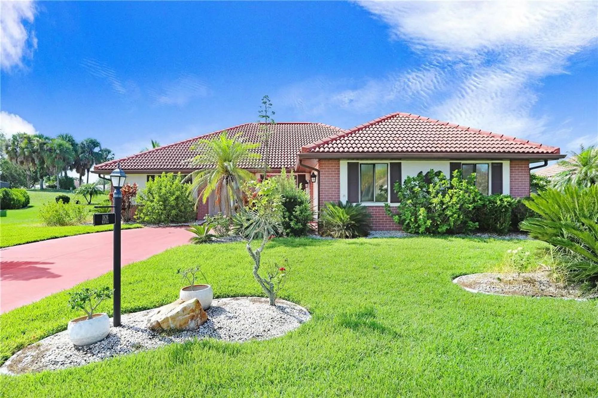 Property Slideshow image 30 of 31 | 1826 wolf laurel dr, Sun City Center, FL, 33573