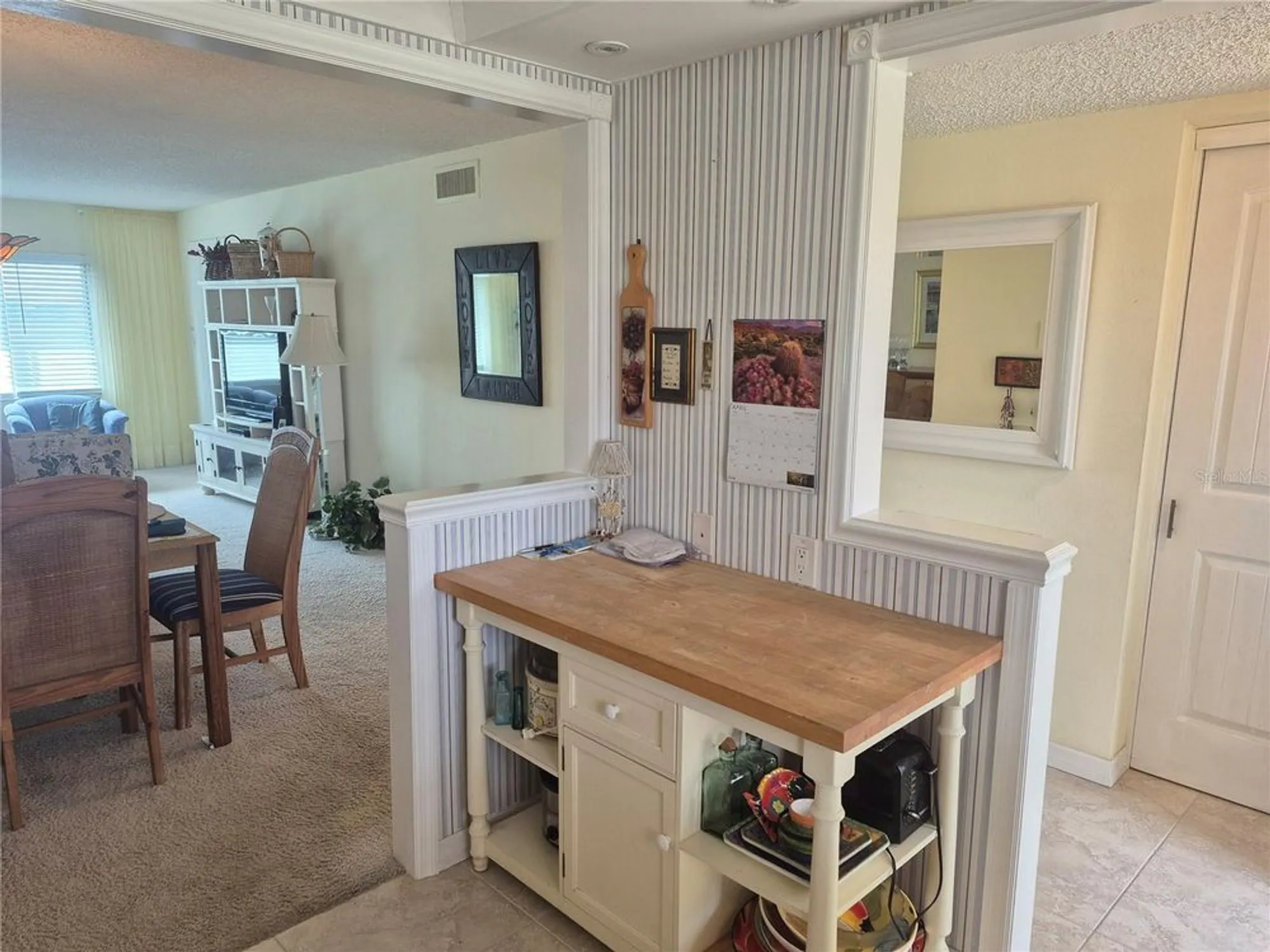 Property Slideshow image 6 of 30 | 4750 cove cir apt 303, St Petersburg, FL, 33708