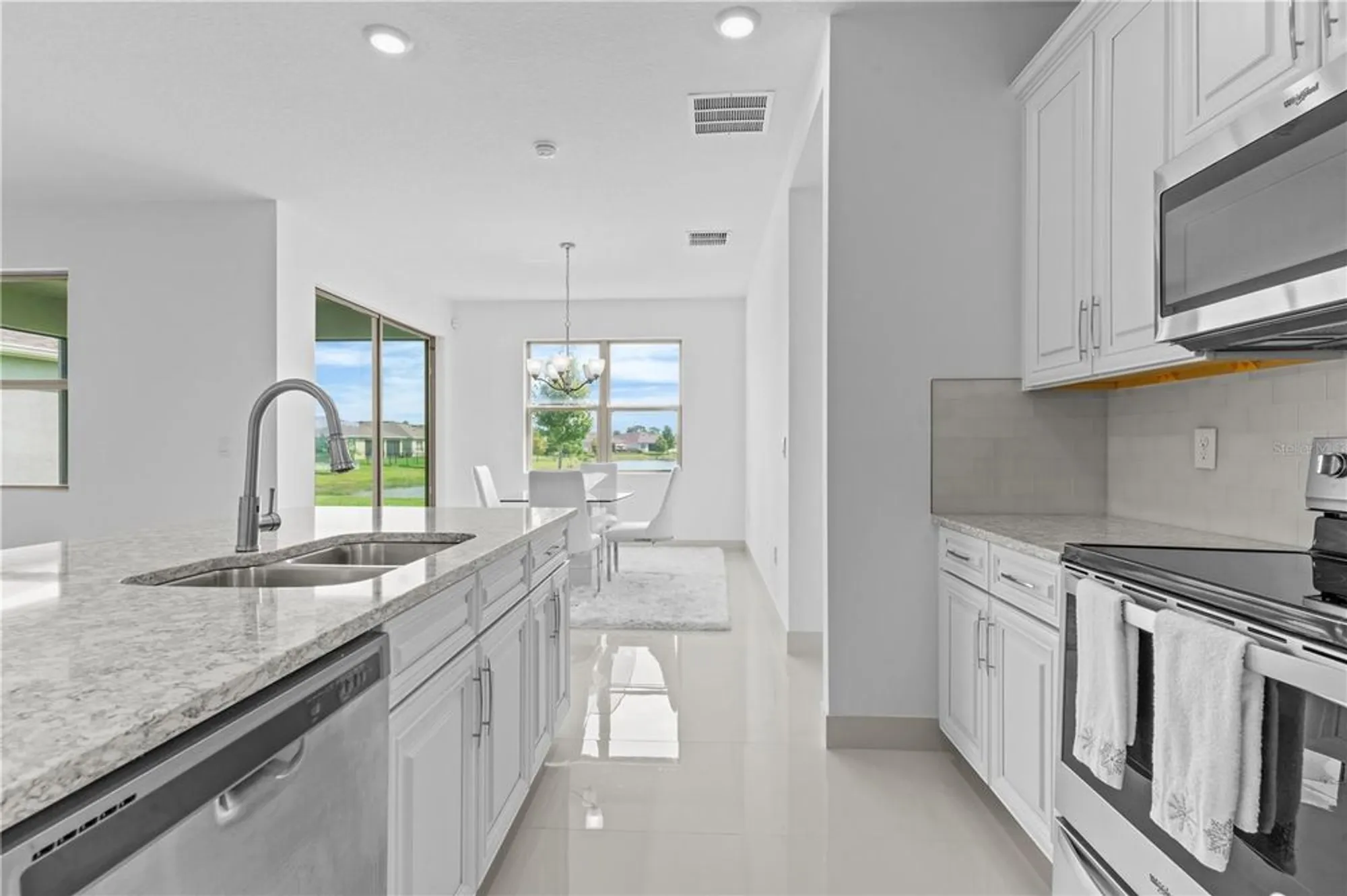 Property Slideshow image 11 of 42 | 17795 blazing star cir, Clermont, FL, 34714