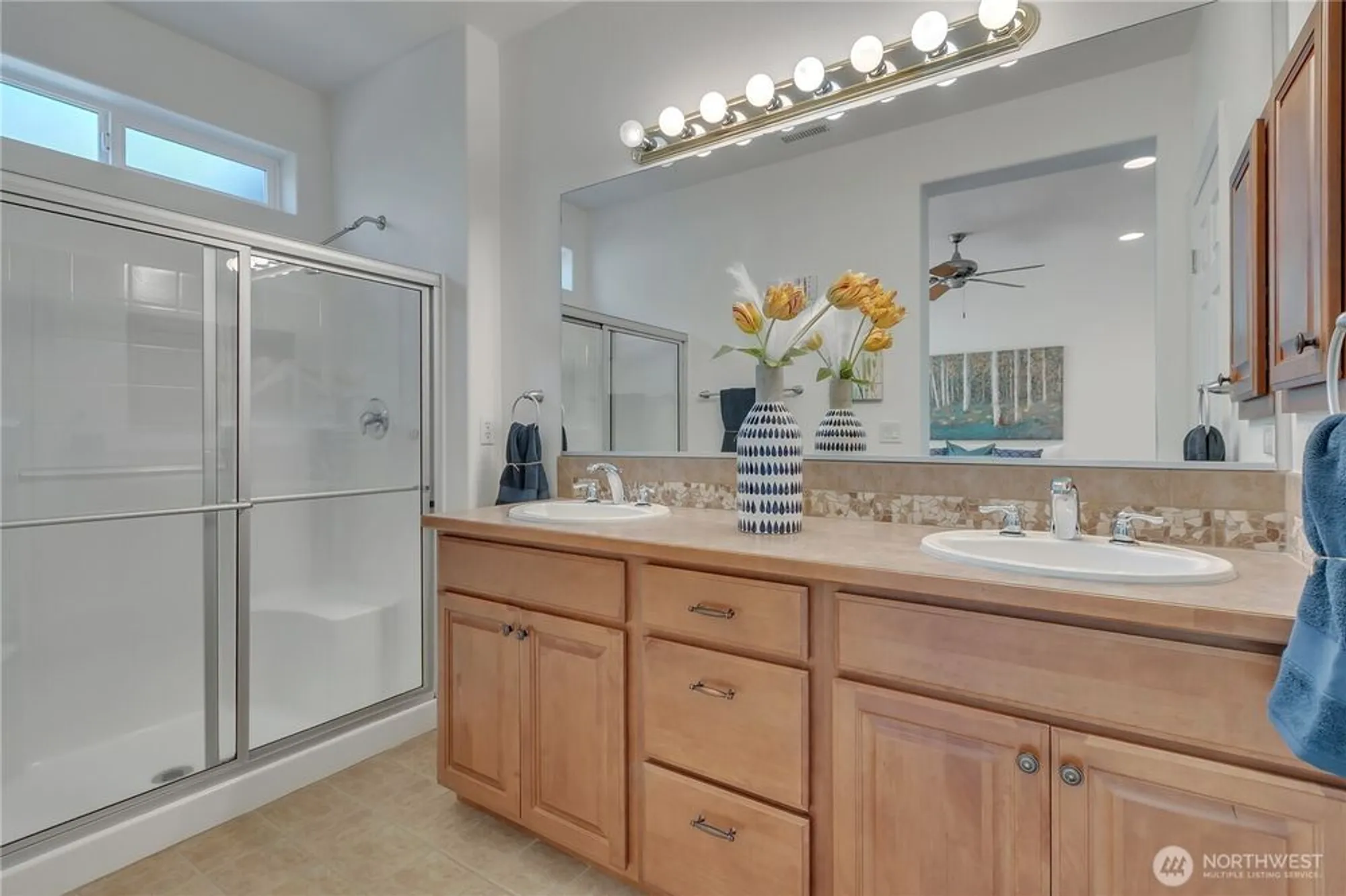 Property Slideshow image 22 of 38 | 4961 spokane st, Lacey, WA, 98516