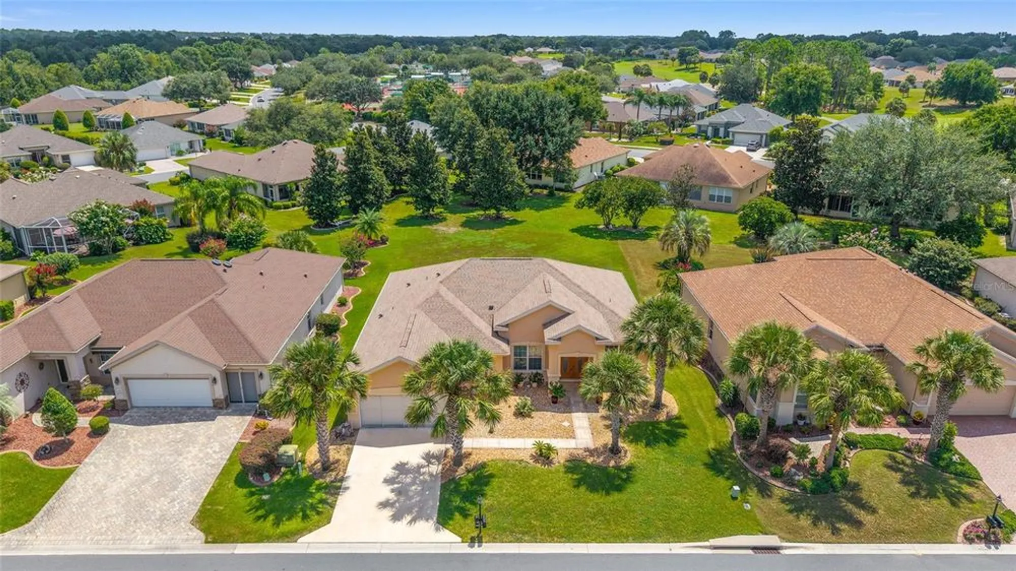 Property Slideshow image 6 of 84 | 13089 se 86th ct, Summerfield, FL, 34491