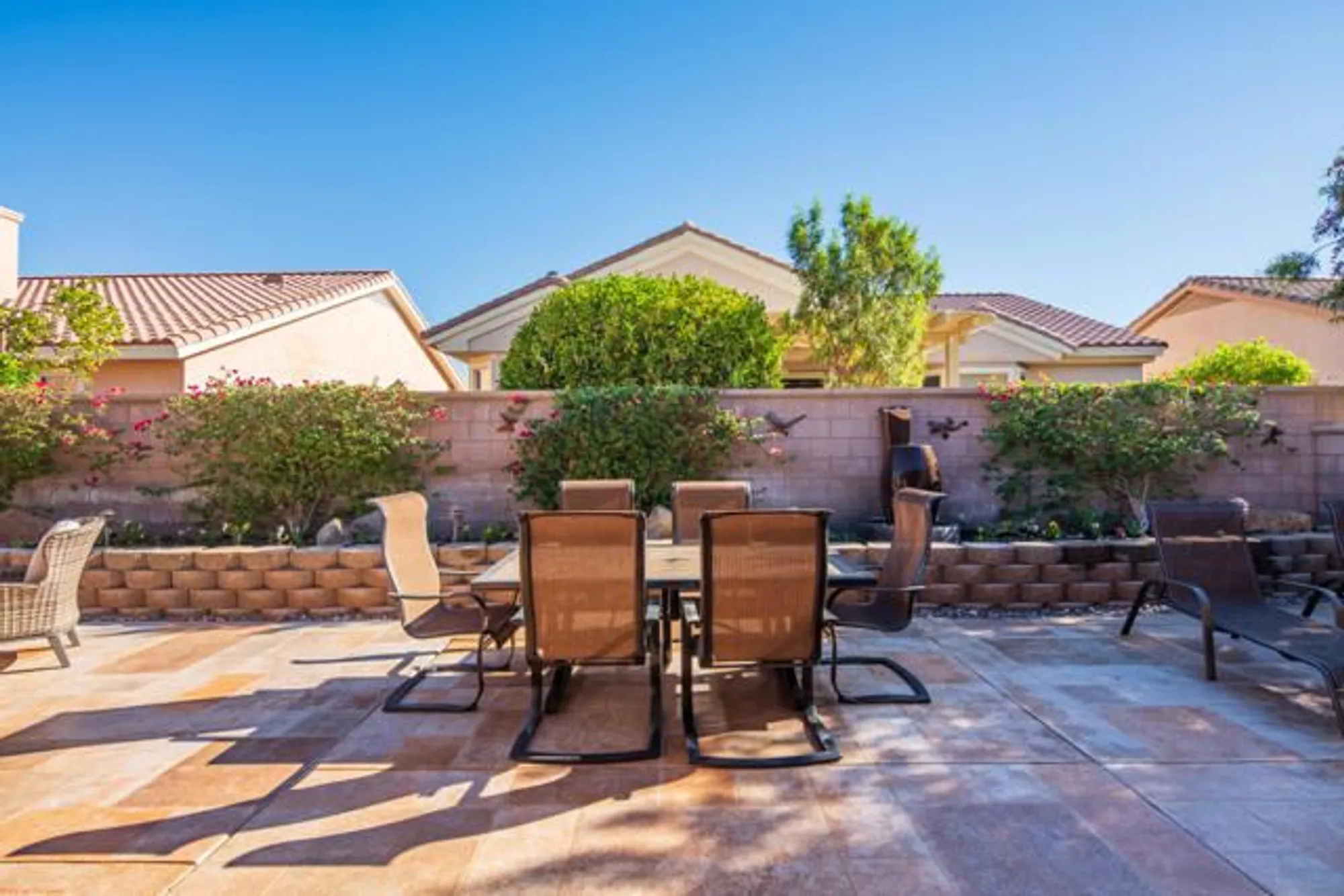 Property Slideshow image 30 of 48 | 38608 bent palm dr, Palm Desert, CA, 92211