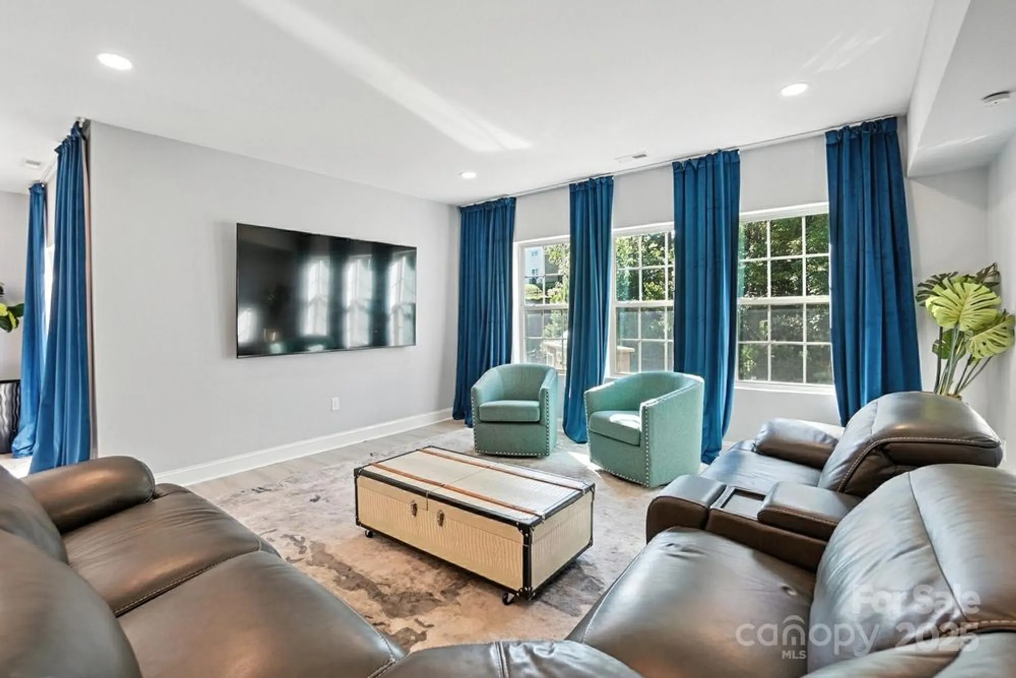 Property Slideshow image 33 of 48 | 16432 cozy cove rd, Charlotte, NC, 28278