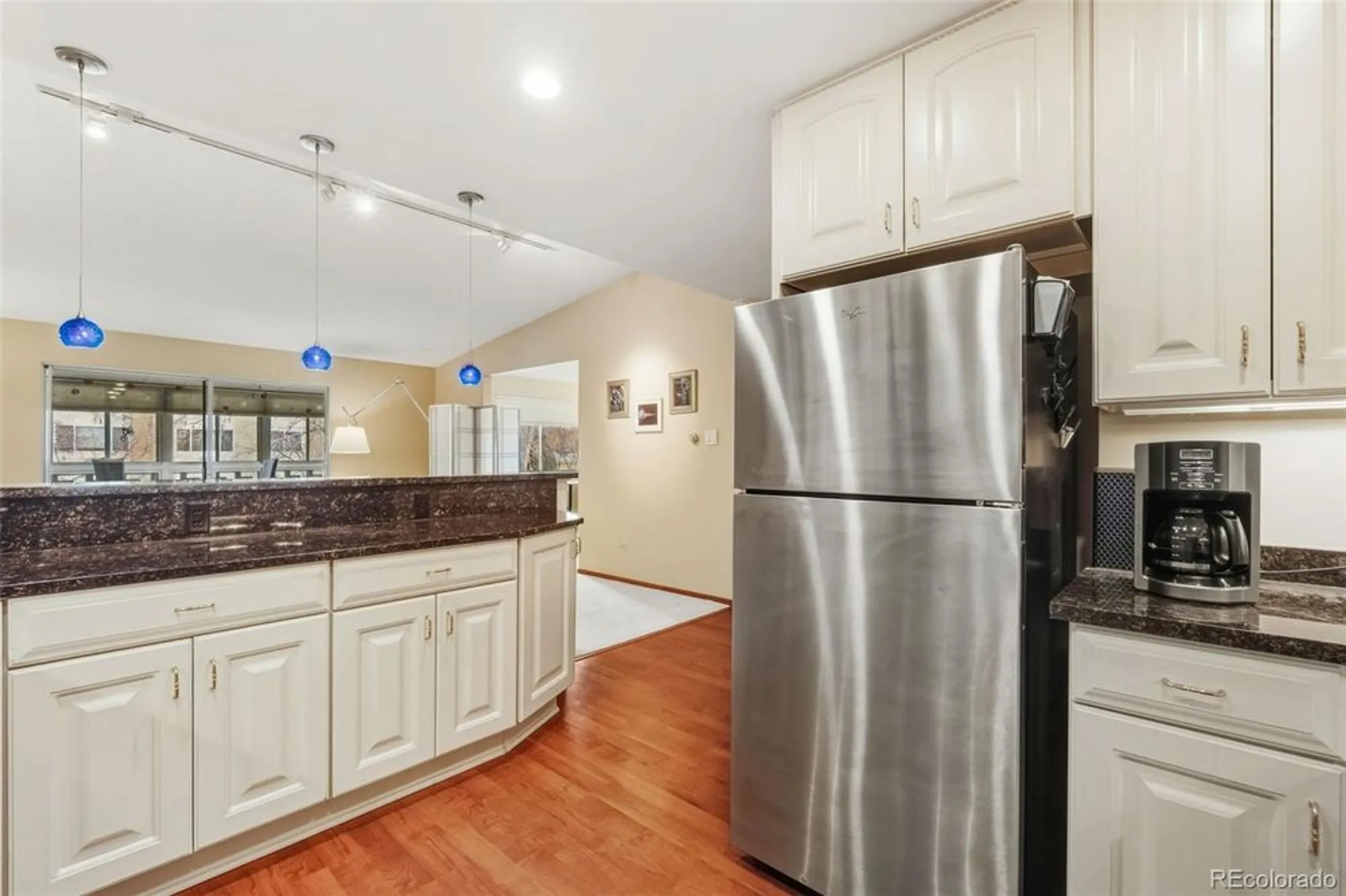 Property Slideshow image 5 of 31 | 710 s clinton st 6b, Denver, CO, 80247
