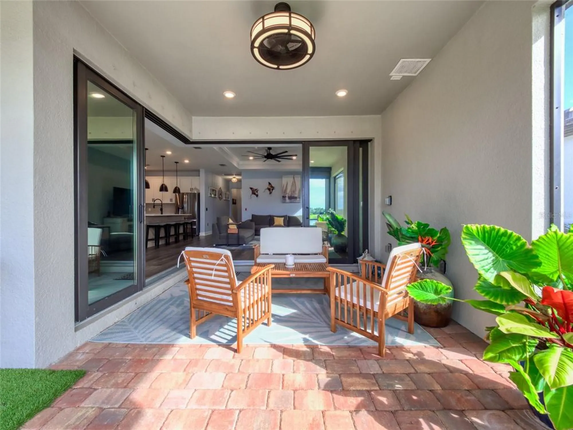 Property Slideshow image 25 of 84 | 7683 summerland cv, Lakewood Ranch, FL, 34202