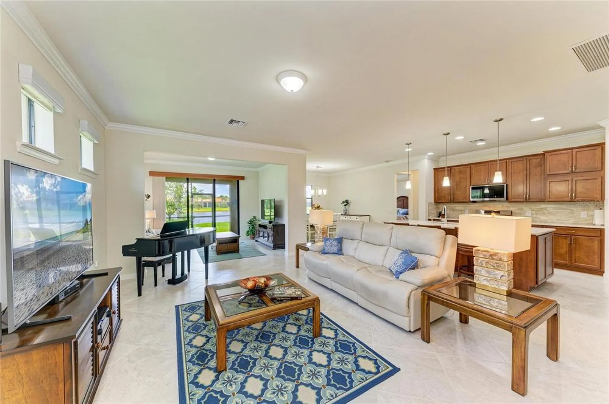 Property Slideshow image 12 of 62 | 6756 chester trl, Lakewood Ranch, FL, 34202
