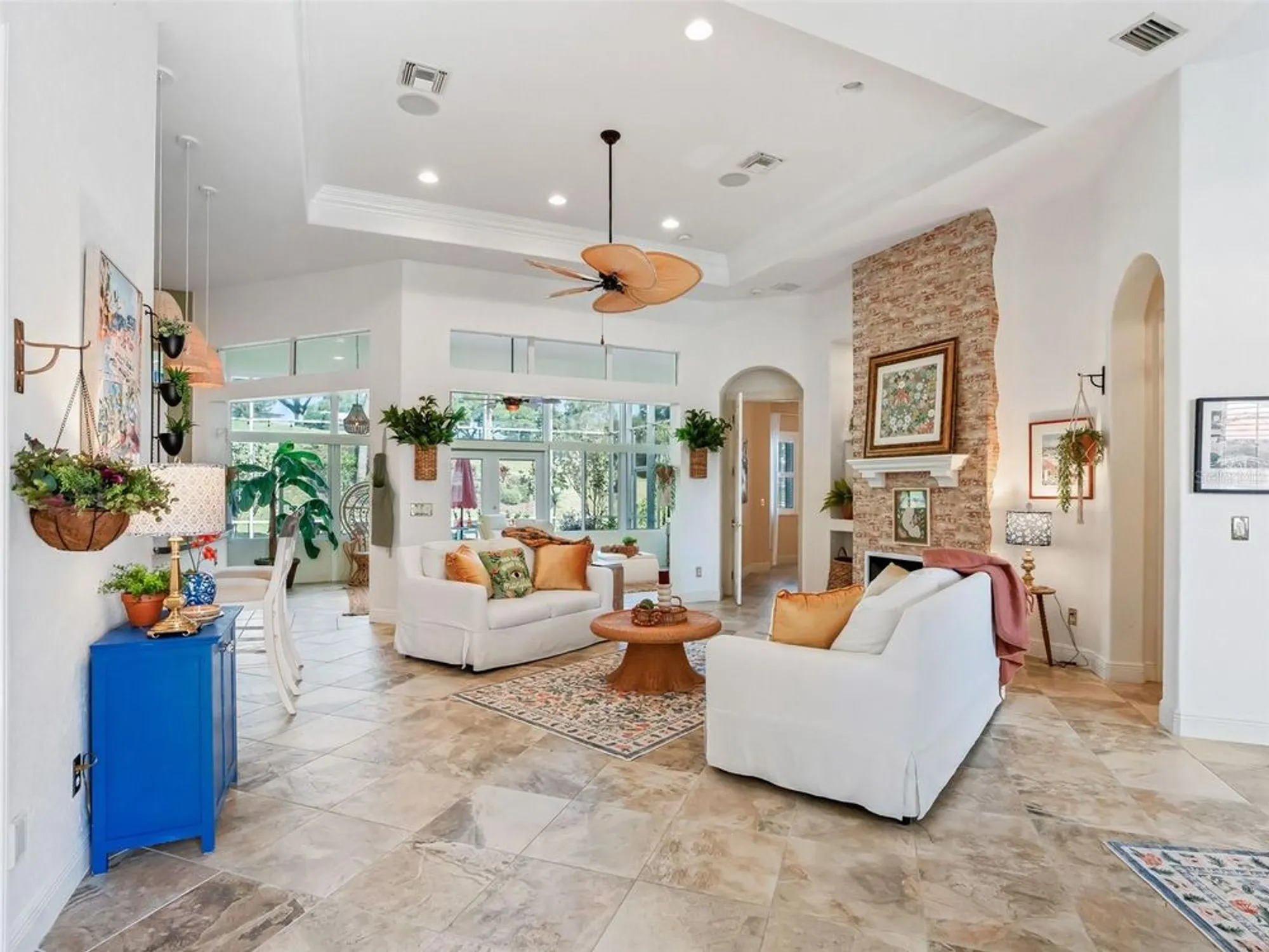 Property Slideshow image 12 of 52 | 39023 griffin lndg, Lady Lake, FL, 32159