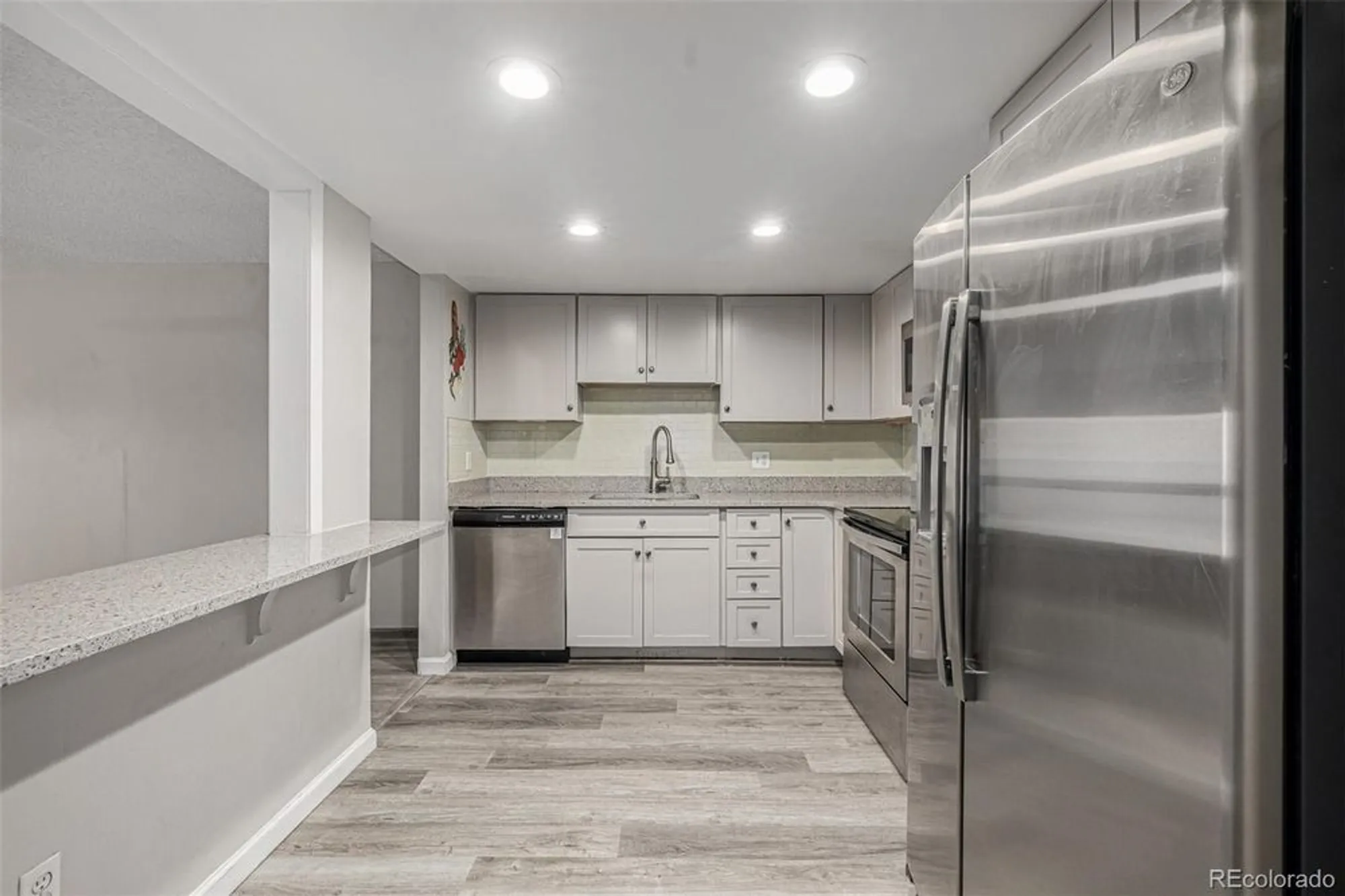 Property Slideshow image 7 of 31 | 14050 e linvale pl apt 106, Aurora, CO, 80014