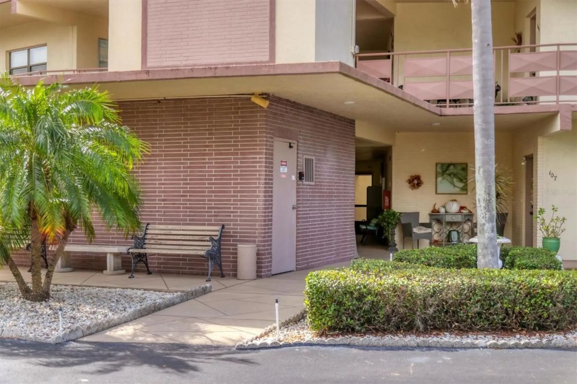 Property Slideshow image 36 of 41 | 6188 80th st n unit 102, St Petersburg, FL, 33709