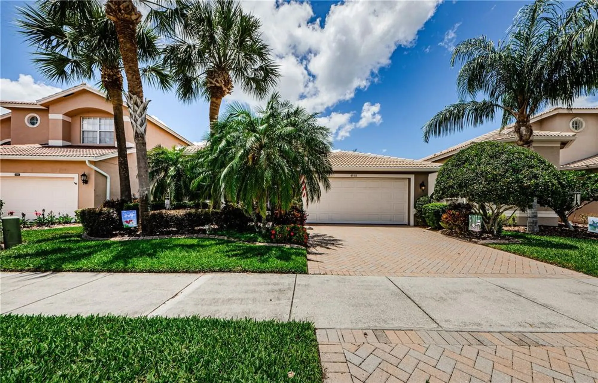 Property Slideshow image 49 of 96 | 4918 sandy brook cir, Wimauma, FL, 33598