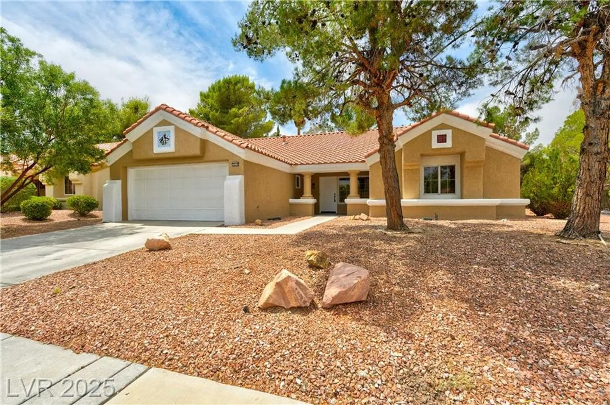 Property Slideshow image 30 of 35 | 2645 saltbush dr, Las Vegas, NV, 89134