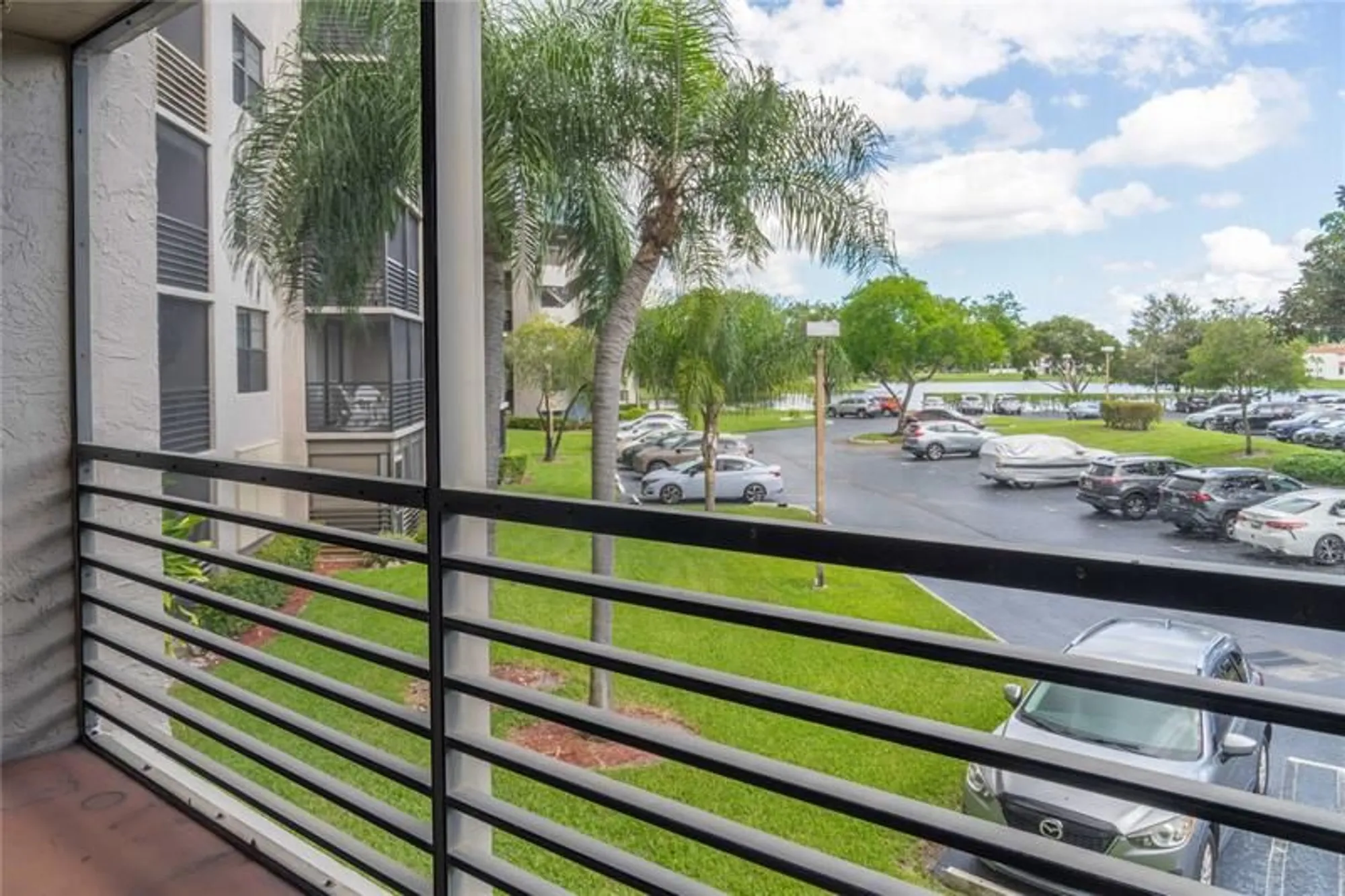 Property Slideshow image 16 of 19 | 1101 colony point cir 220, Pembroke Pines, FL, 33026