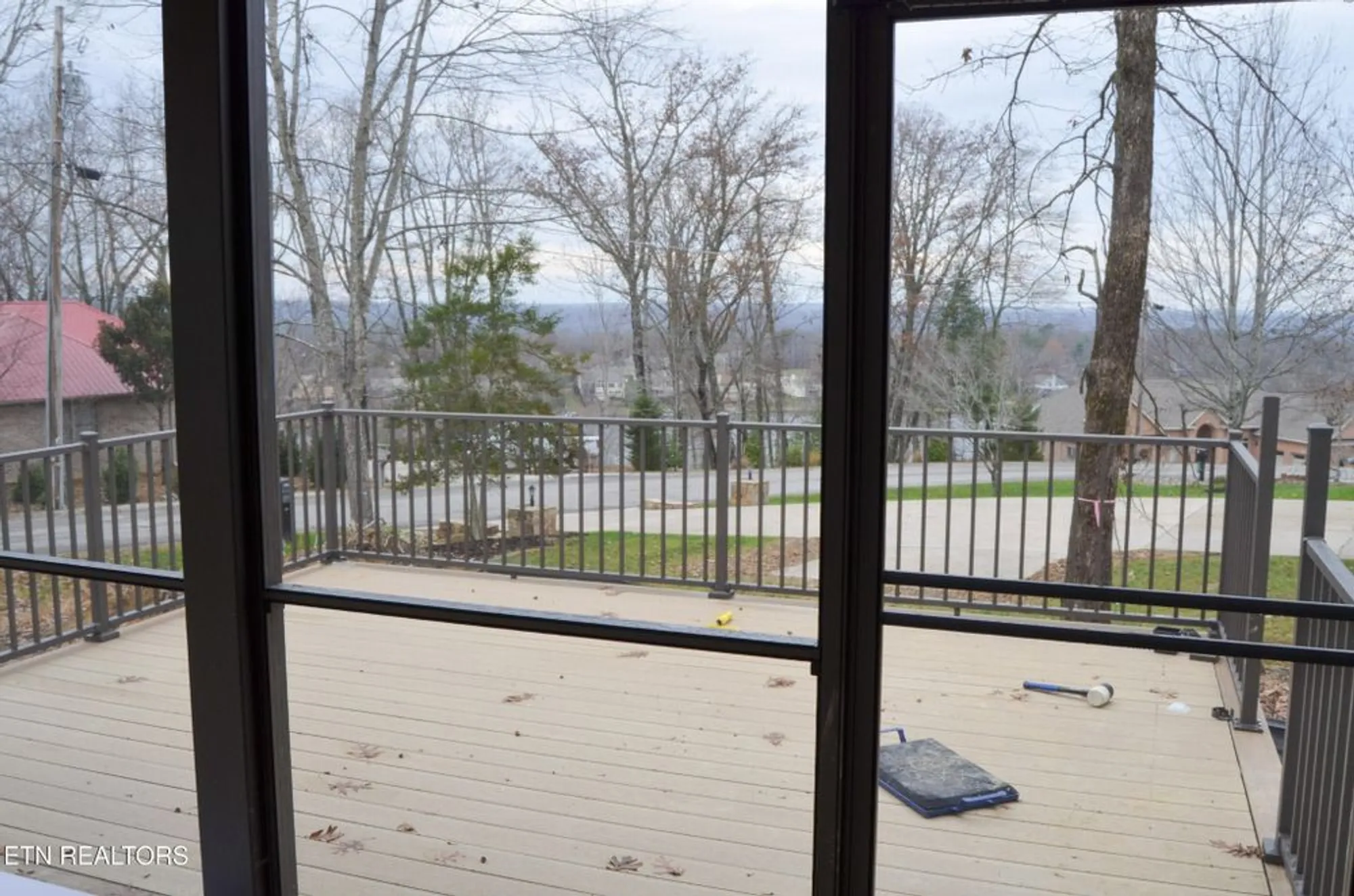 Property Slideshow image 12 of 23 | 124 markham ln, Crossville, TN, 38558