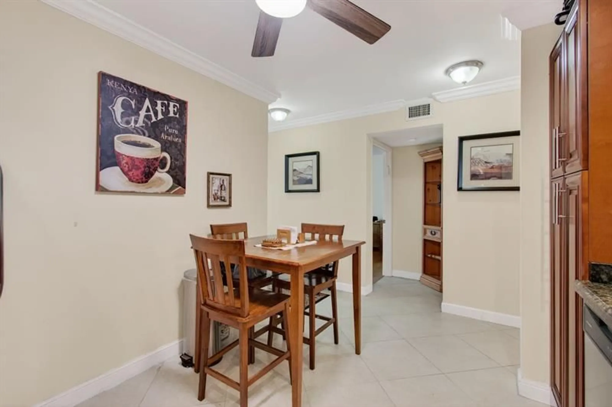 Property Slideshow image 18 of 67 | 19000 stewart cir apt 4, Boca Raton, FL, 33496