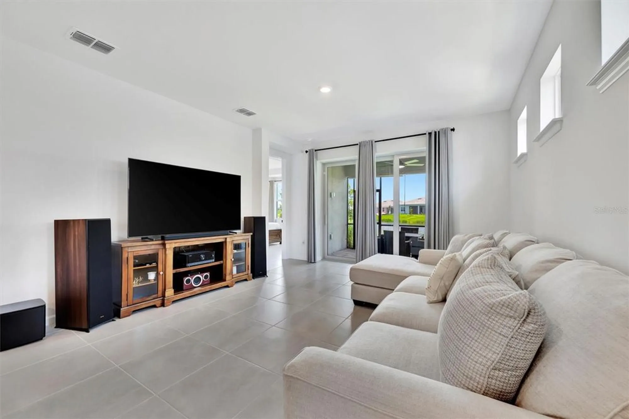 Property Slideshow image 25 of 75 | 10367 abaco falls dr, Englewood, FL, 34223