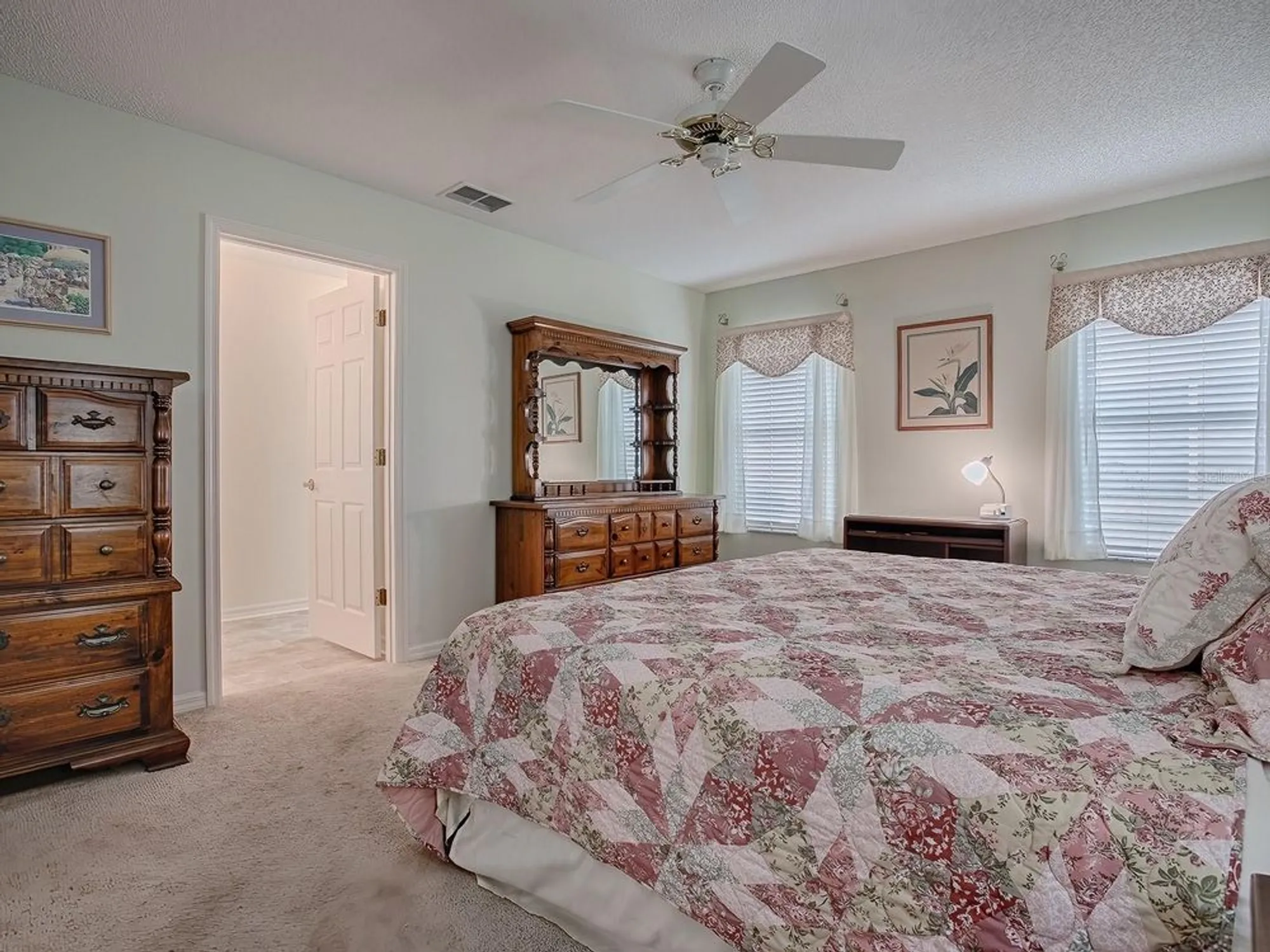 Property Slideshow image 25 of 43 | 305 ranchwood dr, Leesburg, FL, 34748