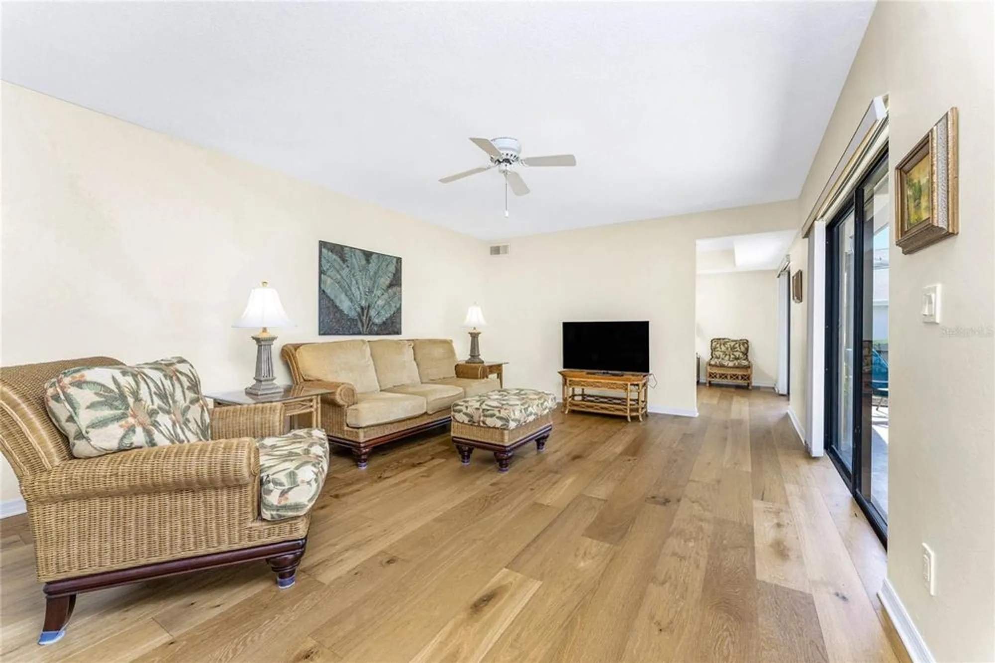 Property Slideshow image 12 of 42 | 3021 matecumbe key rd apt 4, Punta Gorda, FL, 33955