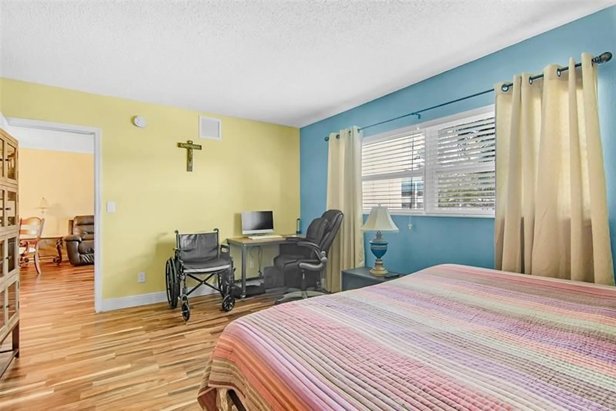 Property Slideshow image 13 of 25 | 7837 golf circle dr apt 209, Margate, FL, 33063