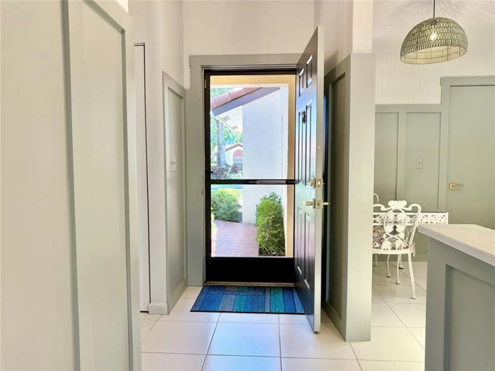 Property Slideshow image 4 of 51 | 5869 sunswept ln b, Boynton Beach, FL, 33437