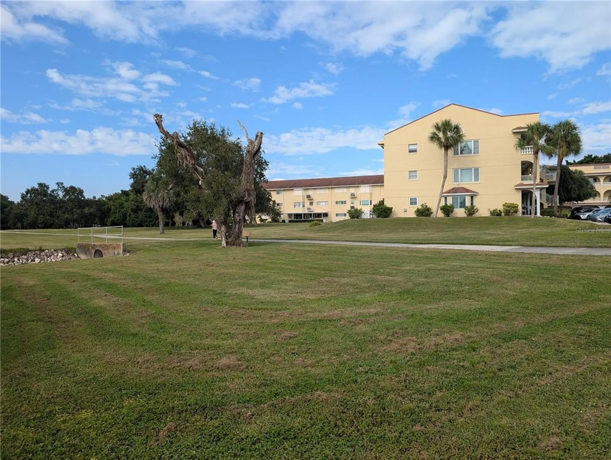Property Slideshow image 19 of 46 | 2222 norwegian dr apt 48, Clearwater, FL, 33763