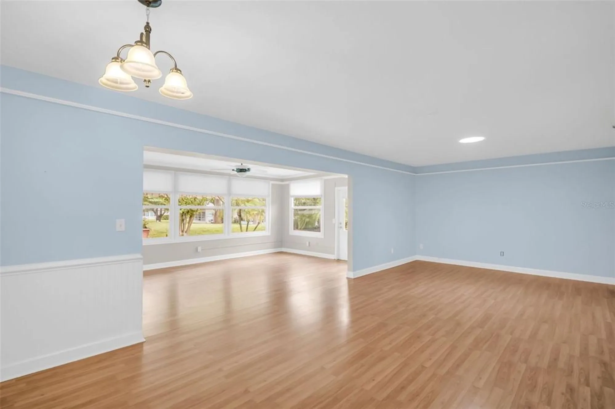 Property Slideshow image 10 of 47 | 2336 malcolm dr, Palm Harbor, FL, 34684