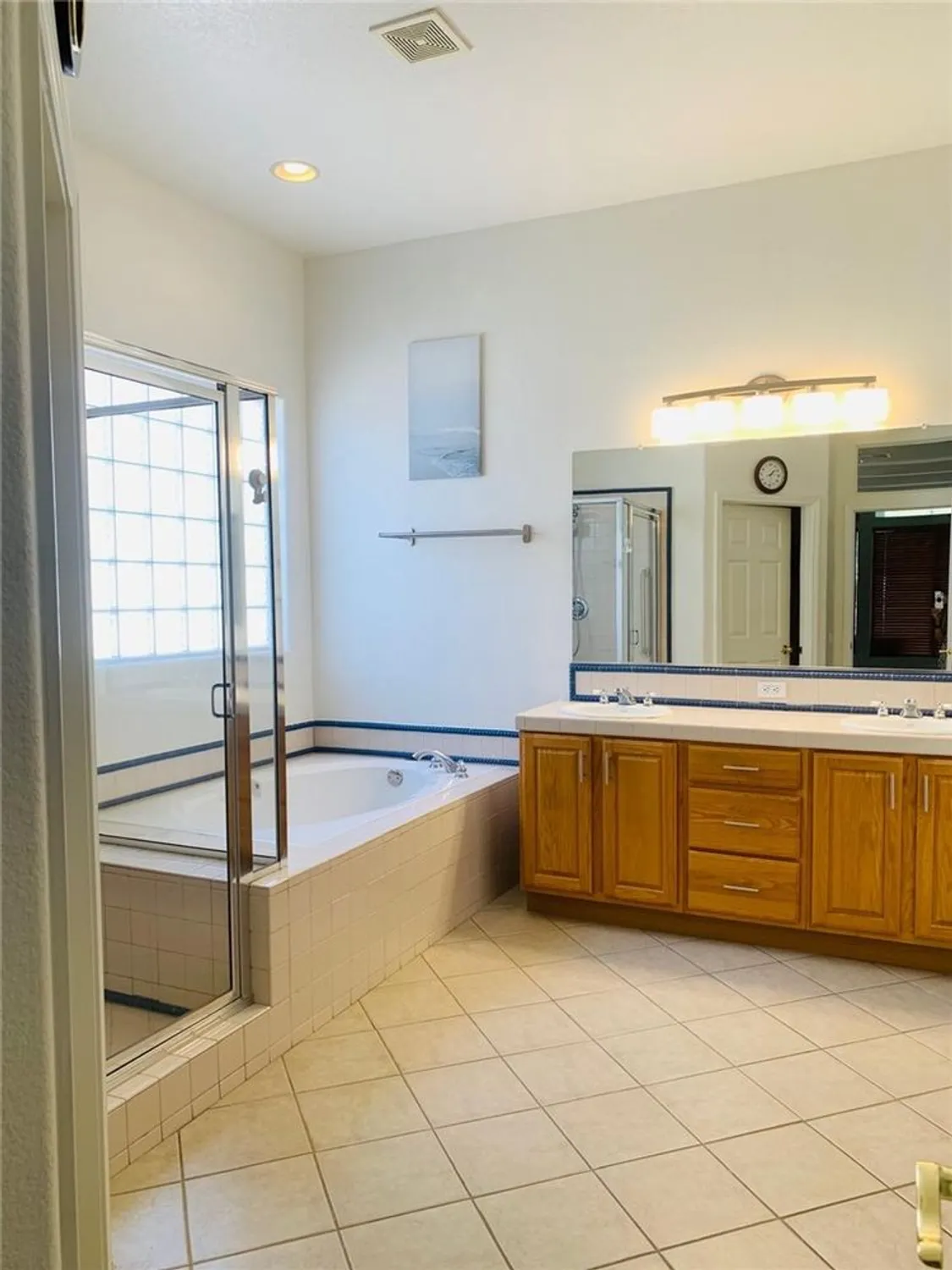 Property Slideshow image 10 of 20 | 43679 old troon ct, Indio, CA, 92201