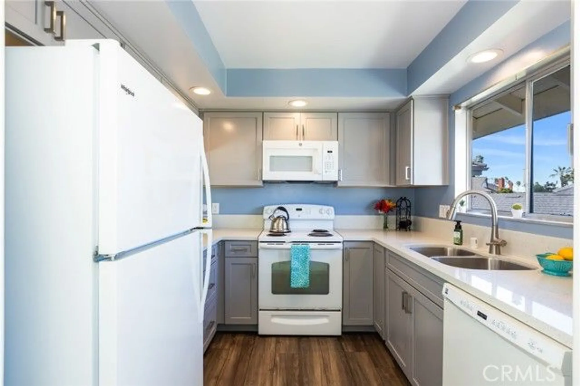 Property Slideshow image 9 of 42 | 23026 nadine cir b, Torrance, CA, 90505