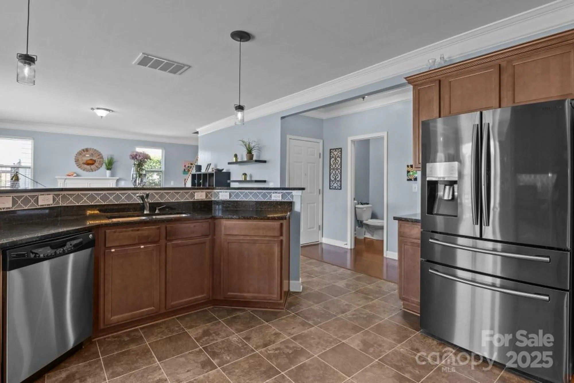 Property Slideshow image 10 of 36 | 4117 bright rd, Charlotte, NC, 28214