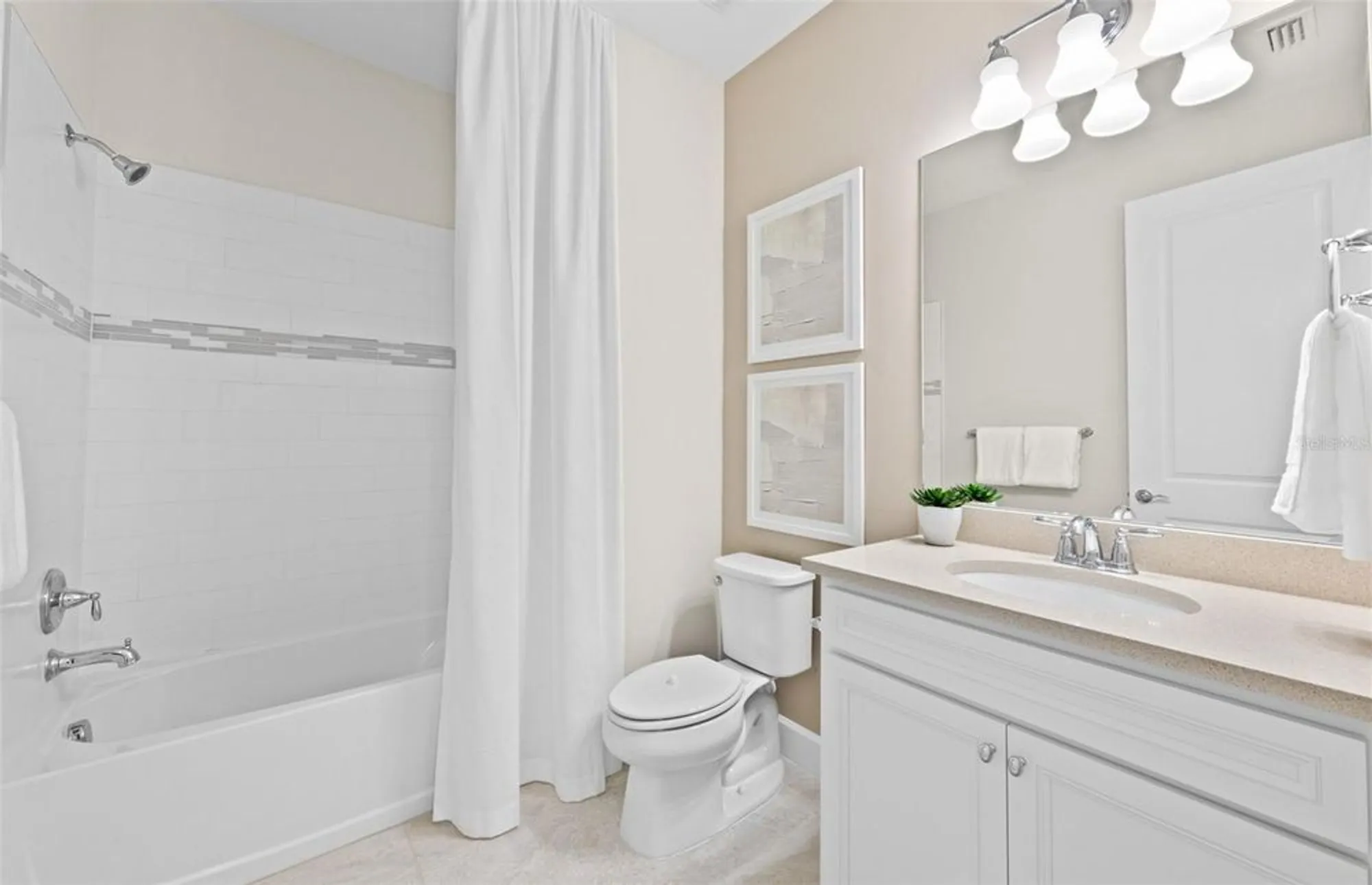 Property Slideshow image 19 of 30 | 29027 coral harbour dr, Englewood, FL, 34223