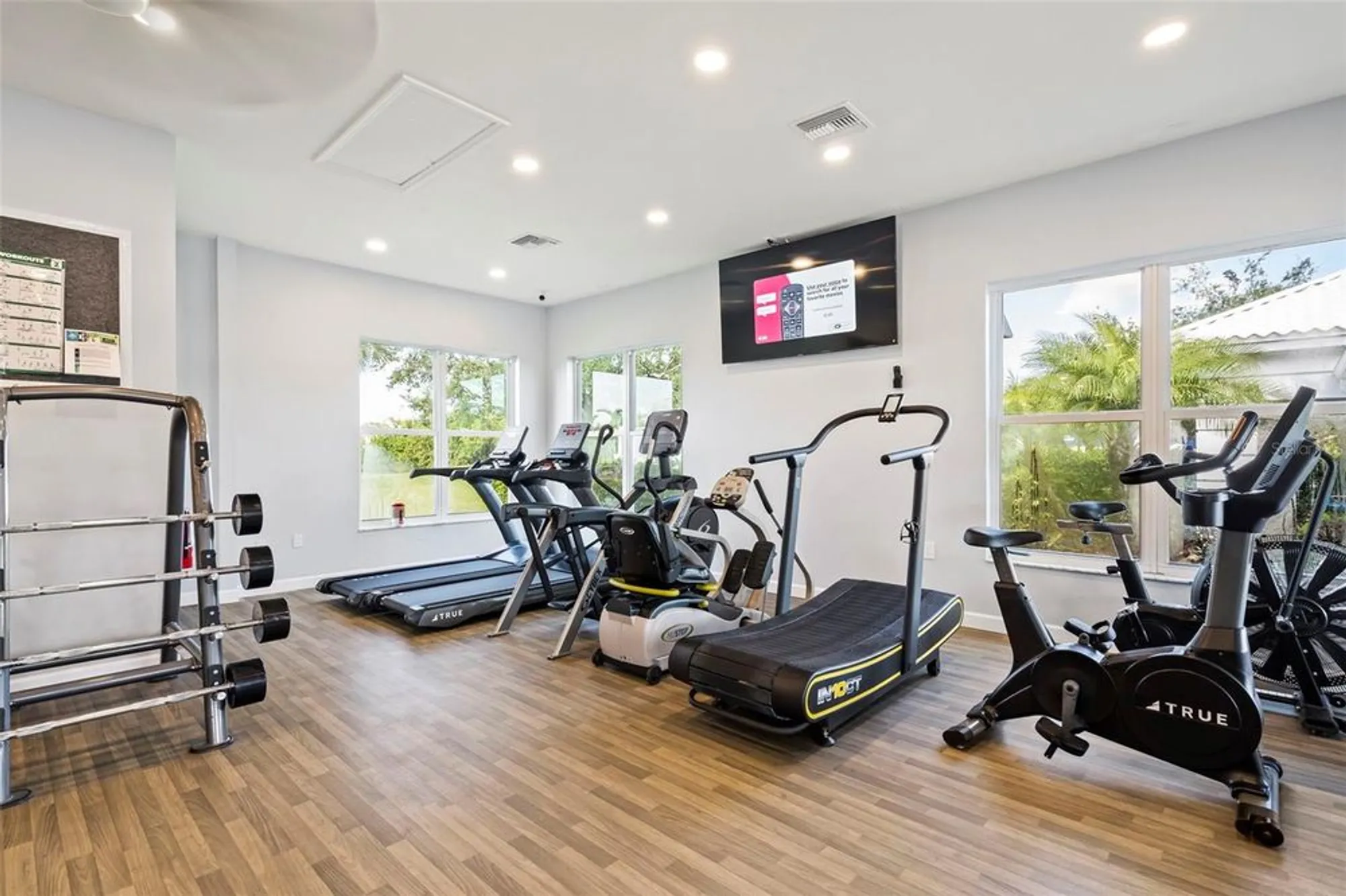 Property Slideshow image 60 of 82 | 214 southampton dr # 327, Venice, FL, 34293