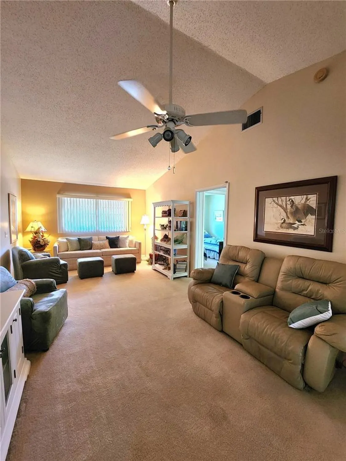 Property Slideshow image 11 of 40 | 4632 red maple rd 1204, Bradenton, FL, 34210
