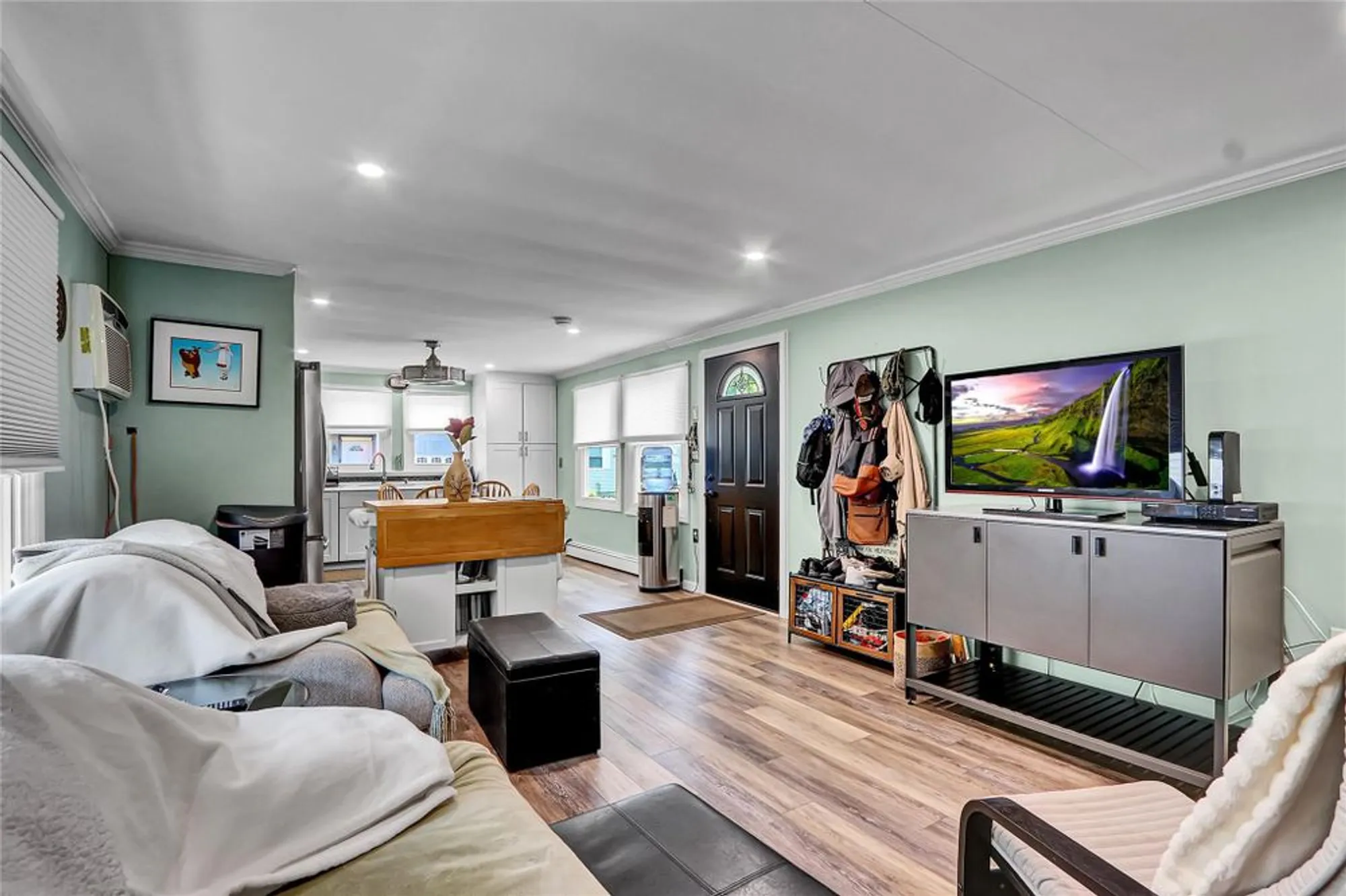 Property Slideshow image 11 of 18 | 164 village cir, Manorville, NY, 11949