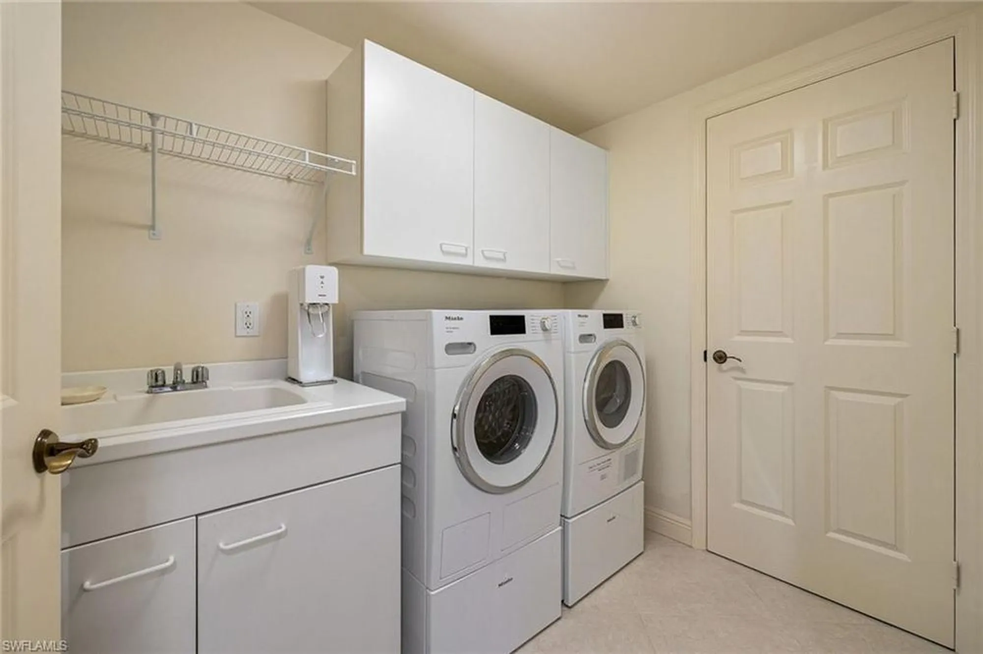 Property Slideshow image 32 of 49 | 23650 via veneto blvd 902, Estero, FL, 34134