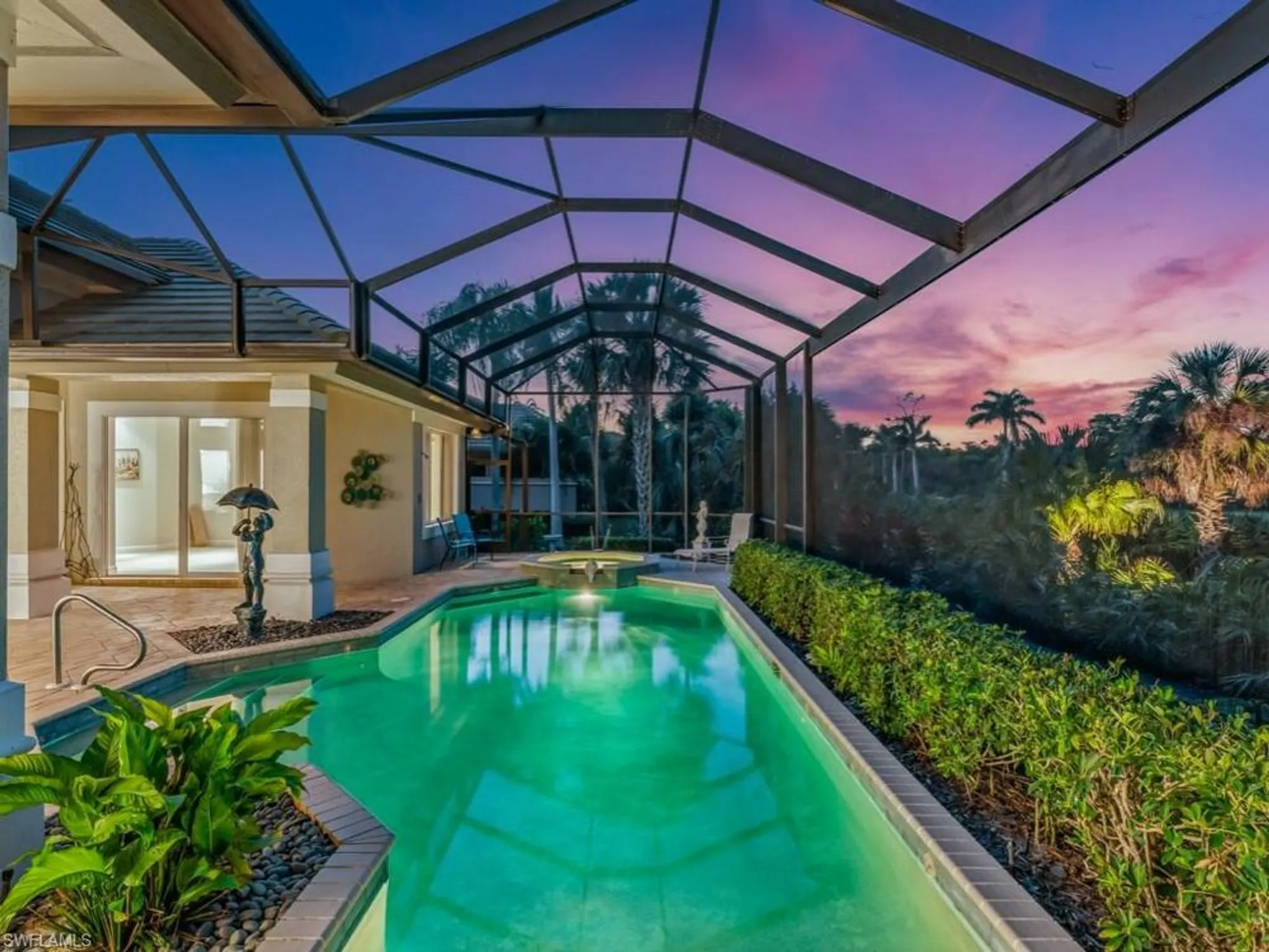 Property Slideshow image 36 of 48 | 3440 creekview dr, Bonita Springs, FL, 34134