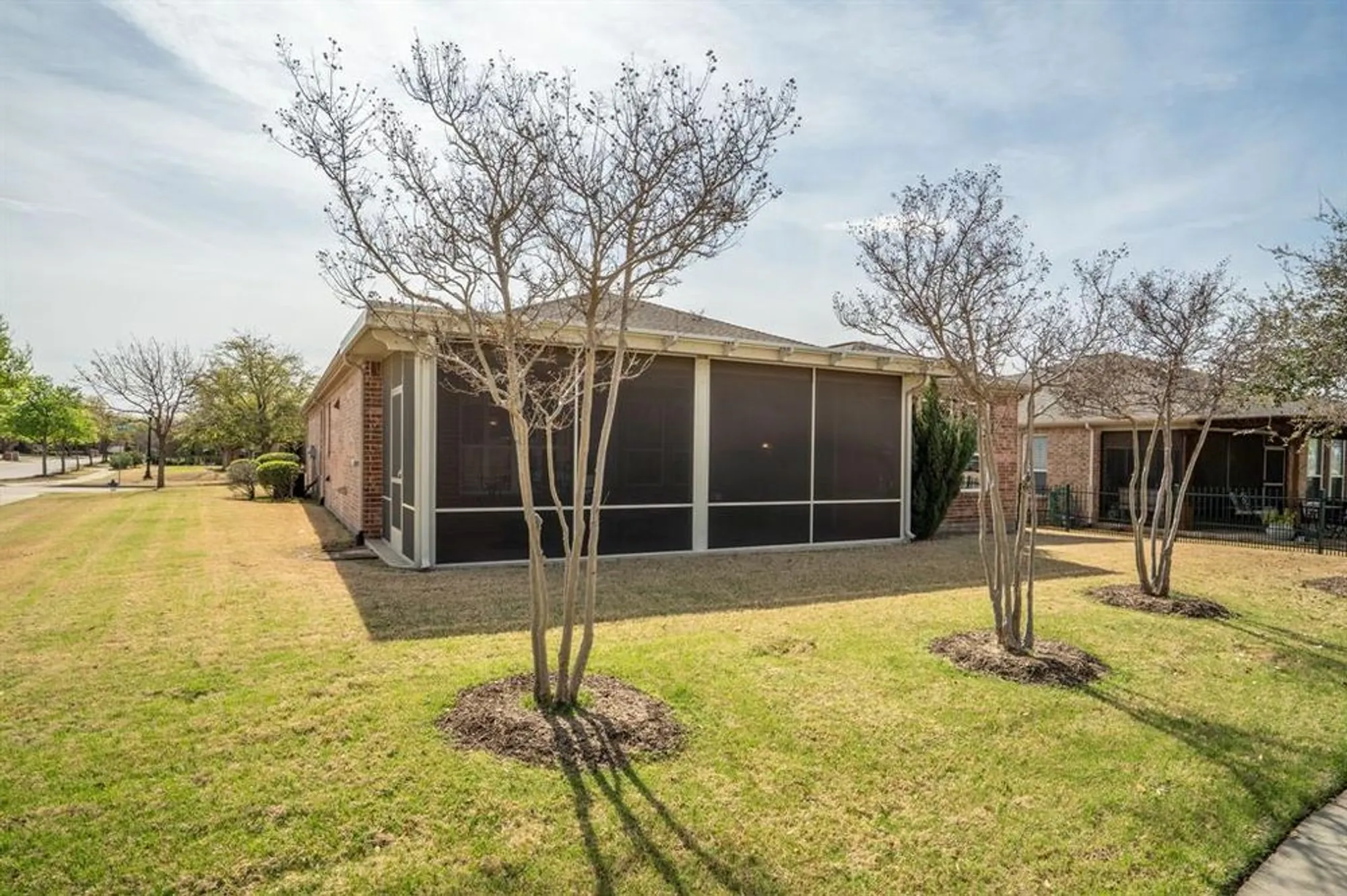 Property Slideshow image 28 of 39 | 942 carrington greens dr, Frisco, TX, 75036