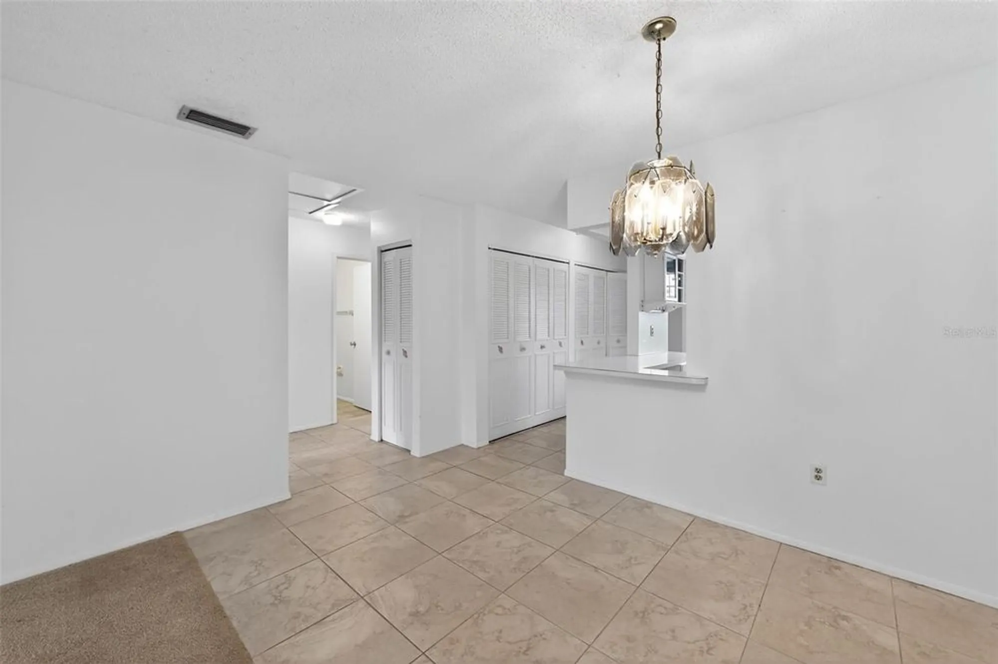 Property Slideshow image 2 of 27 | 2560 golf course dr 507, Sarasota, FL, 34234