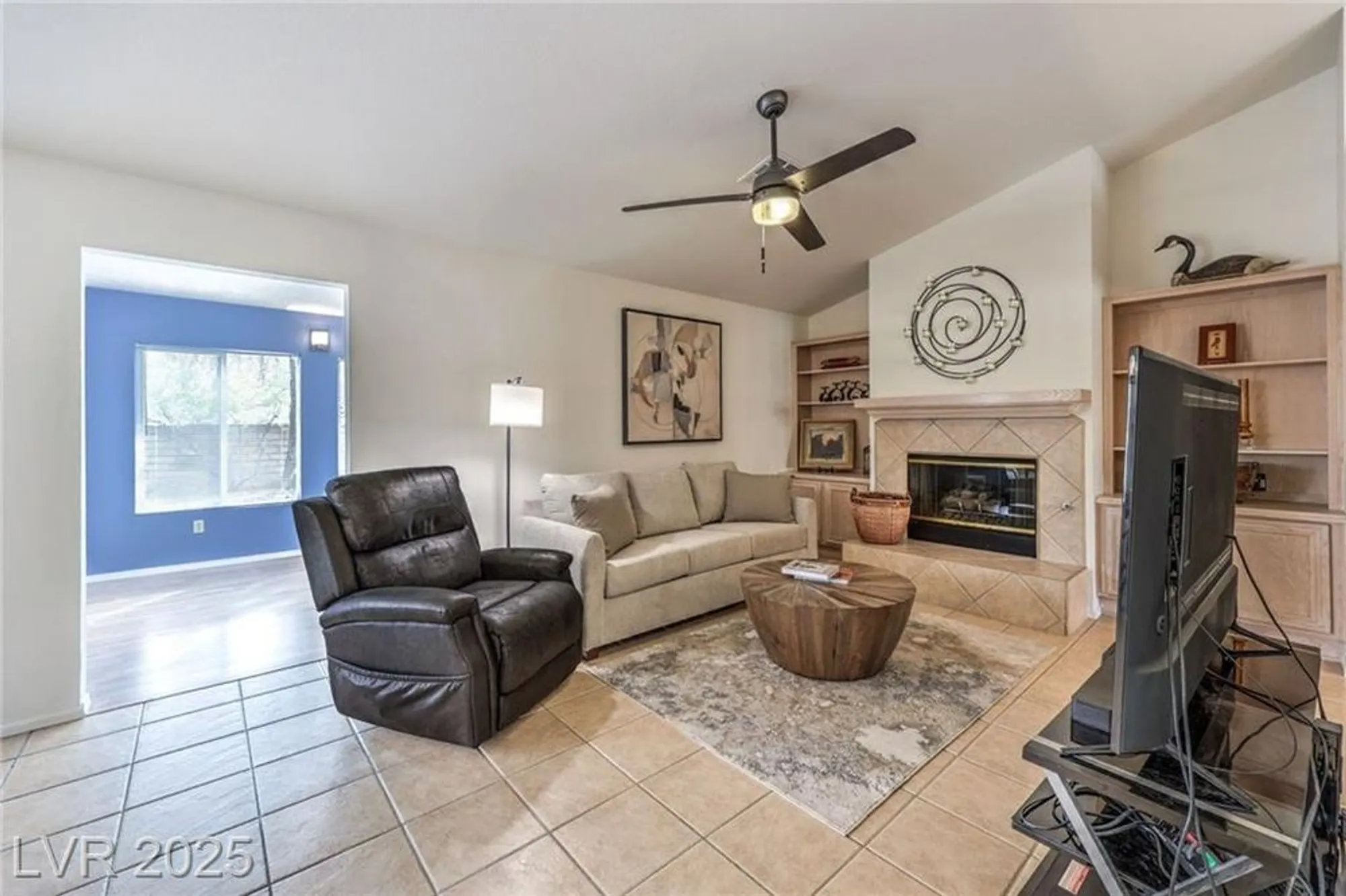 Property Slideshow image 9 of 53 | 3000 linkview dr, Las Vegas, NV, 89134