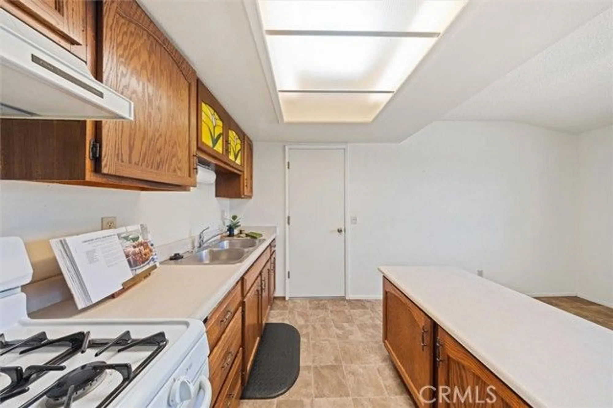 Property Slideshow image 10 of 25 | 1719 lark ellen dr, Paso Robles, CA, 93446