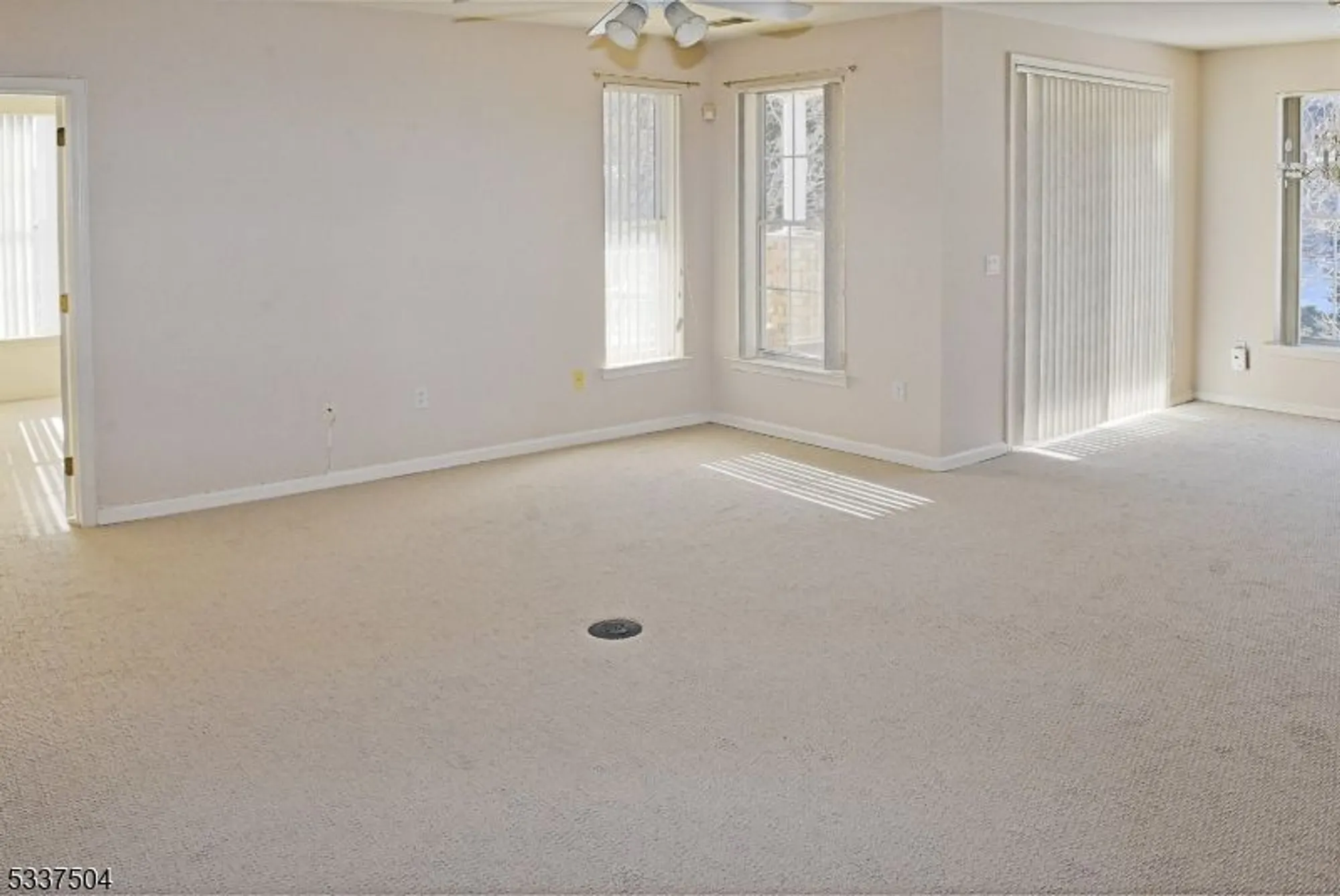 Property Slideshow image 8 of 28 | 204 cleveland ln, Rockaway Boro, NJ, 07866