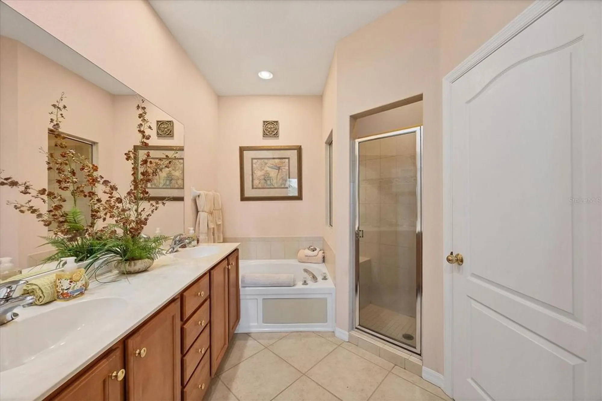 Property Slideshow image 22 of 76 | 4924 whispering oaks dr, North Port, FL, 34287