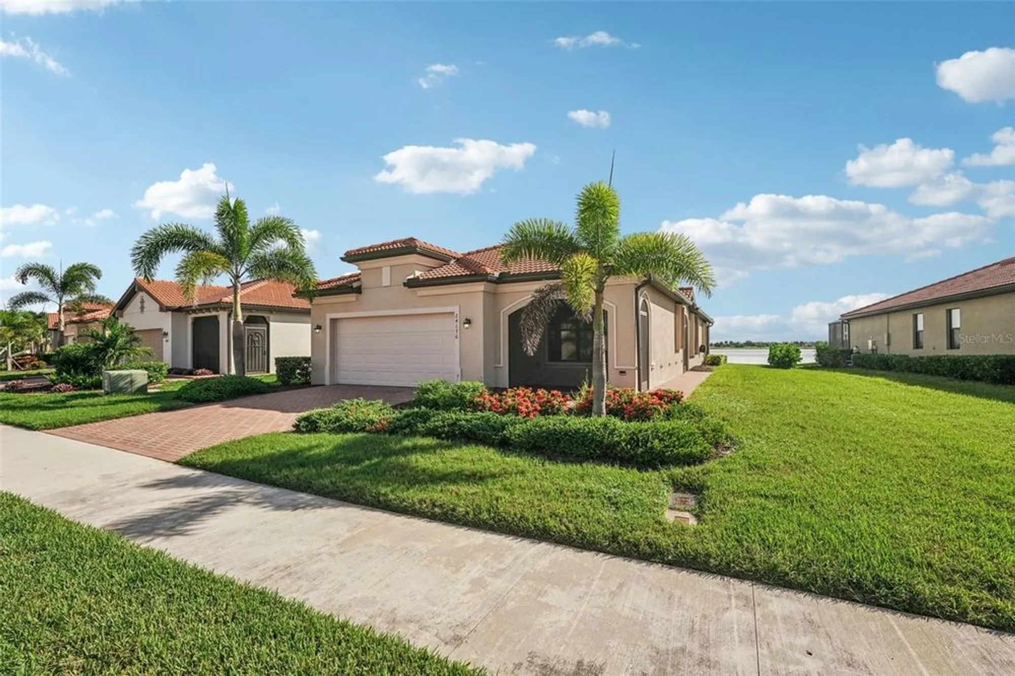 Property Slideshow image 5 of 68 | 24176 spartina dr, Venice, FL, 34293