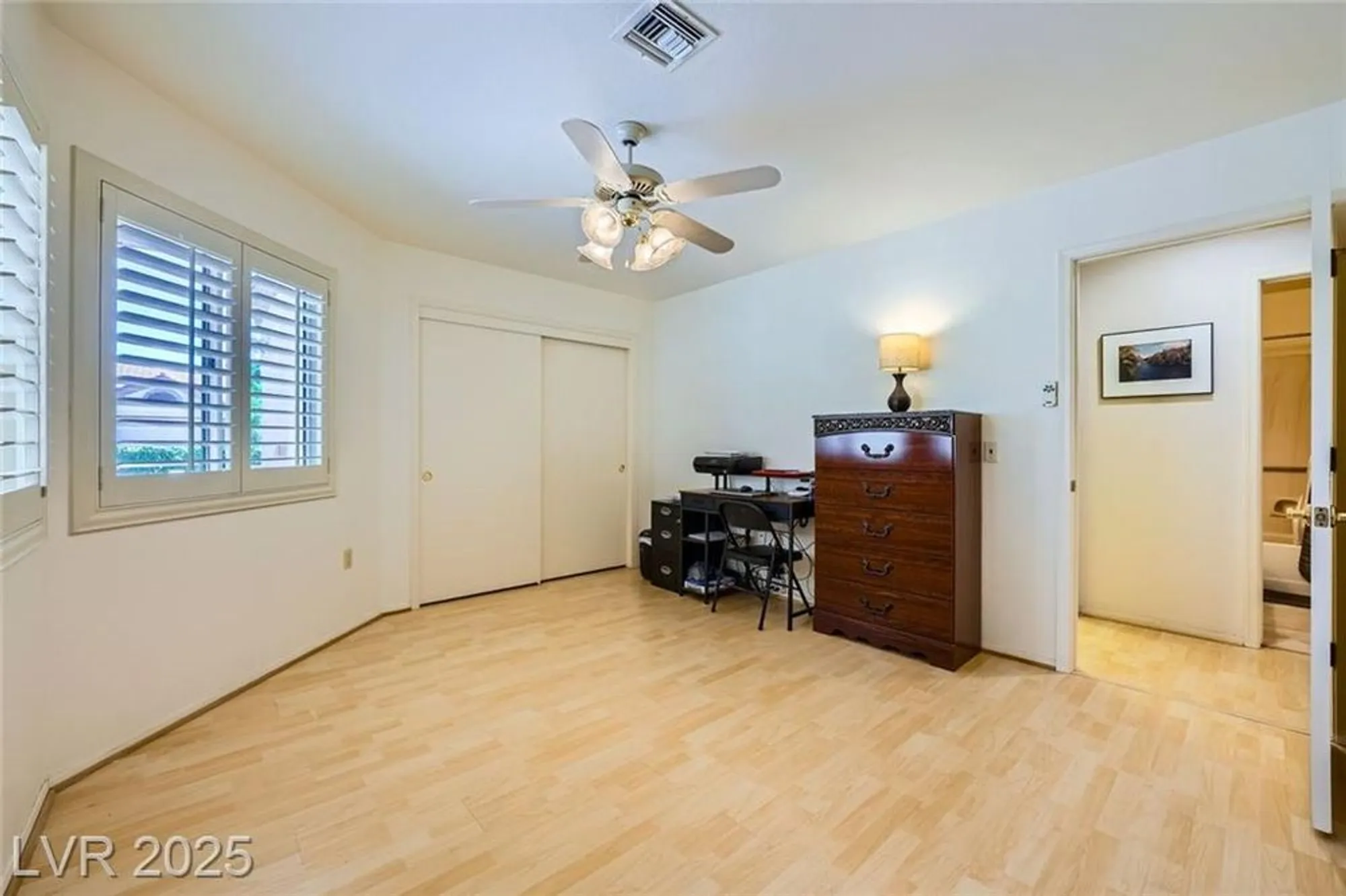 Property Slideshow image 28 of 53 | 9024 starmount dr, Las Vegas, NV, 89134
