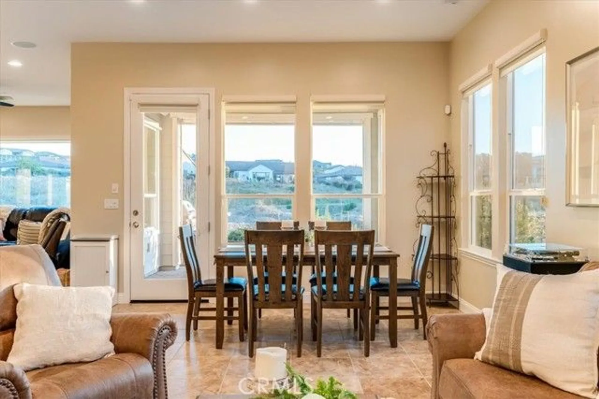 Property Slideshow image 11 of 49 | 1441 vicki ln, Nipomo, CA, 93444