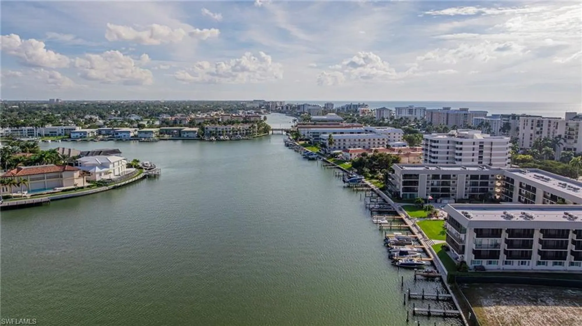 Property Slideshow image 39 of 49 | 3200 gulf shore blvd 401, Naples, FL, 34103