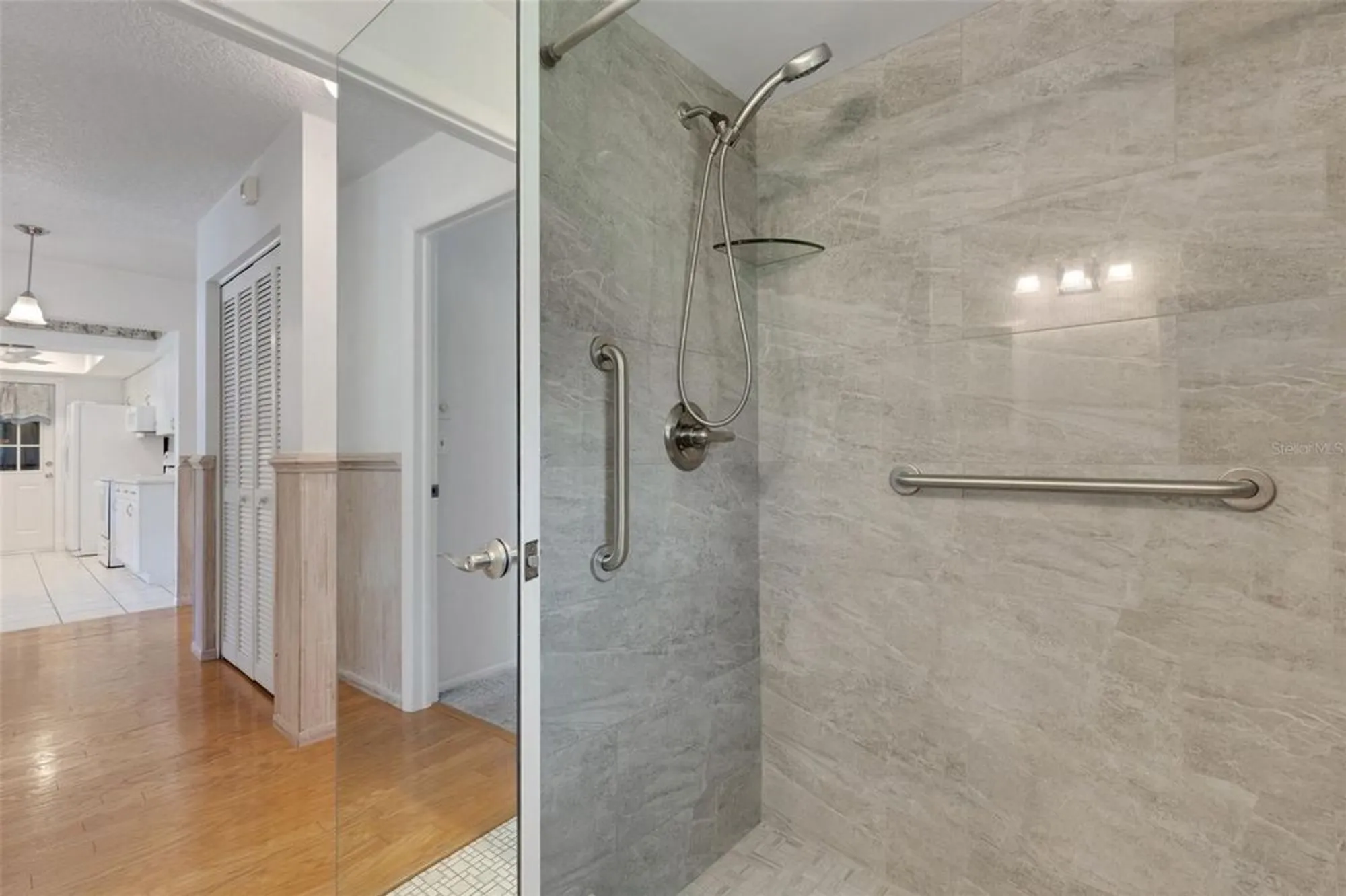 Property Slideshow image 27 of 96 | 2880 doone cir, Palm Harbor, FL, 34684