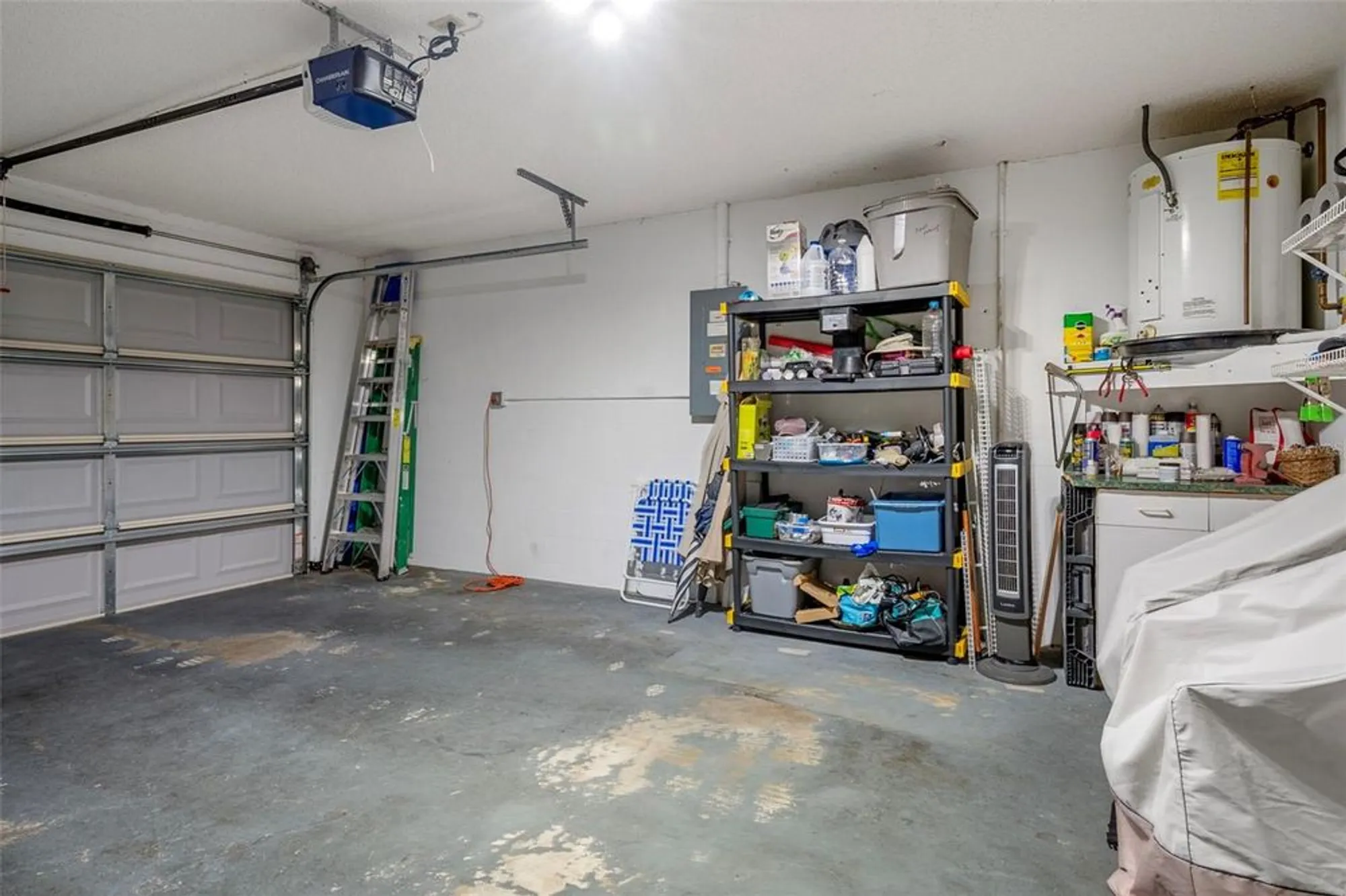 Property Slideshow image 36 of 65 | 6732 oak cluster cir, Spring Hill, FL, 34606