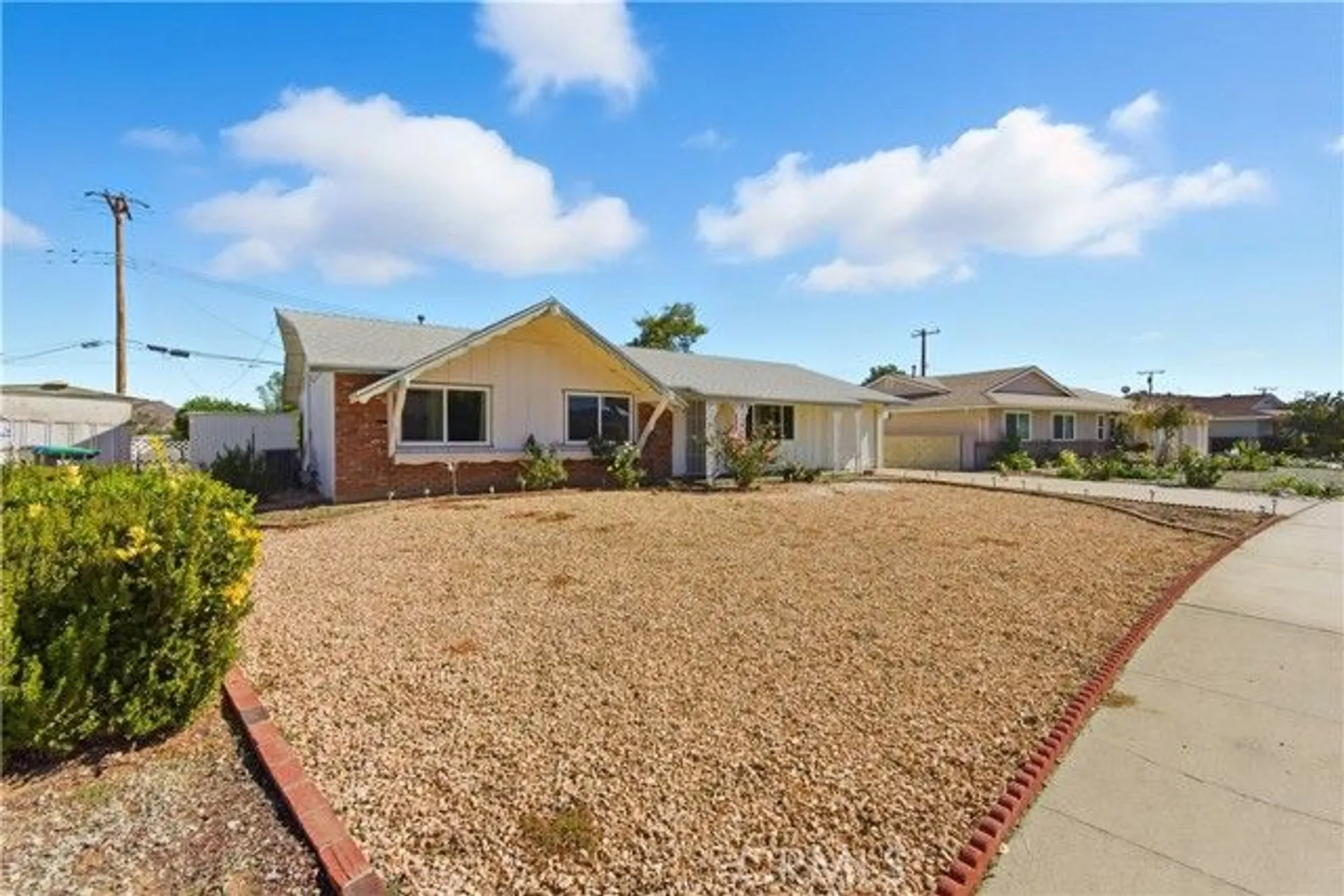 Property Slideshow image 15 of 17 | 28484 e worcester rd, Menifee, CA, 92586