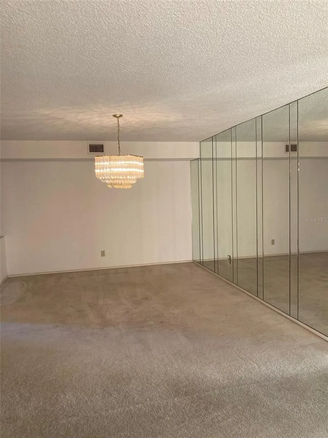 Property Slideshow image 26 of 52 | 8198 terrace garden dr n unit 211, St Petersburg, FL, 33709