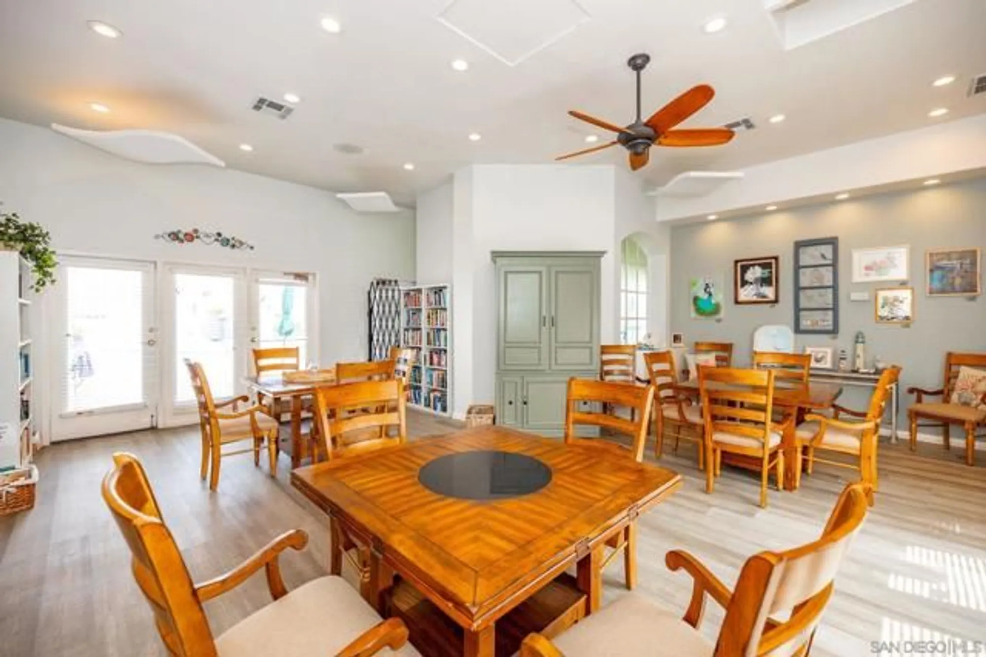 Property Slideshow image 28 of 35 | 3335 genoa way 112, Oceanside, CA, 92056